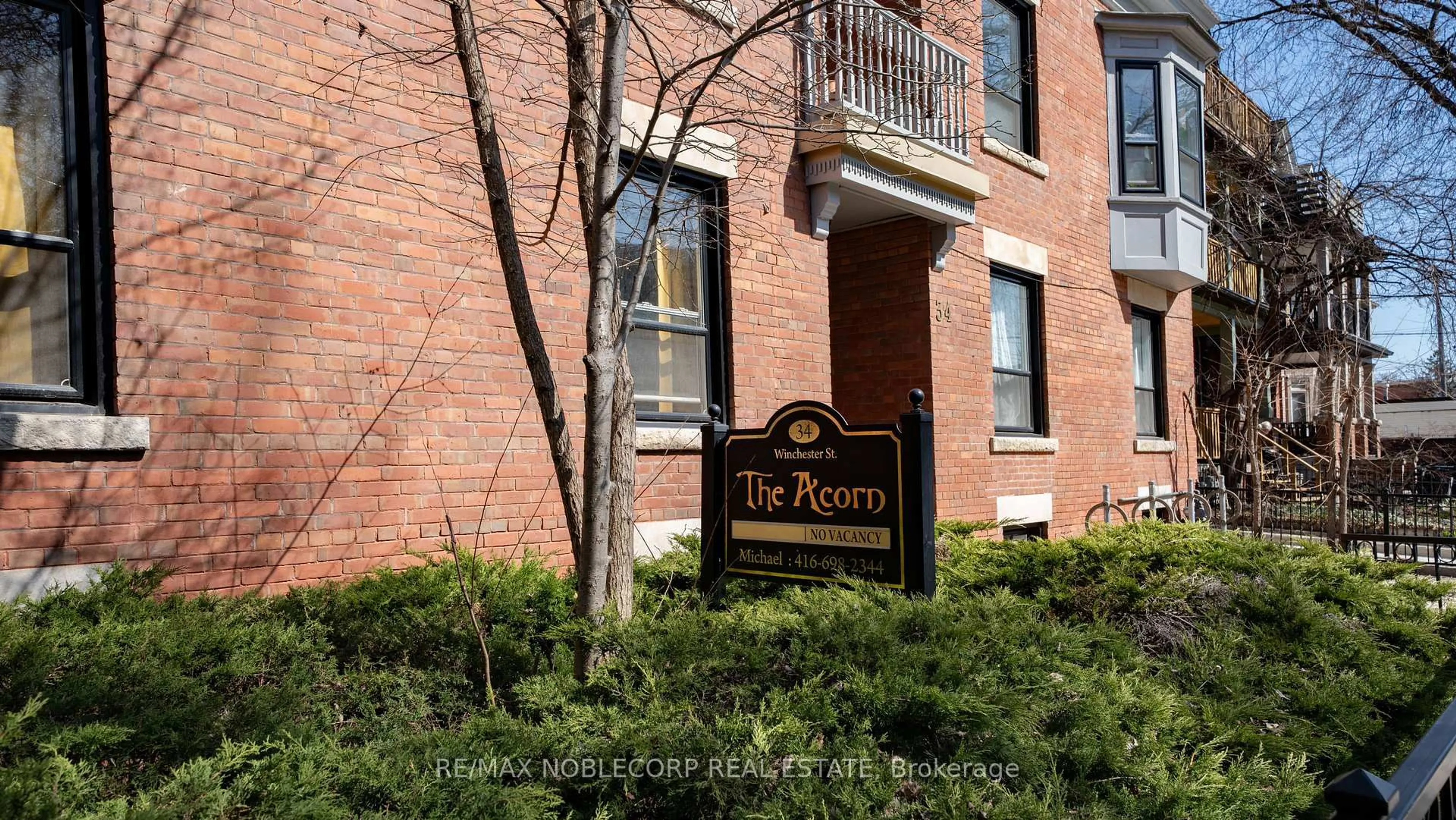 Indoor foyer for 34 Winchester St, Toronto Ontario M4X 1A7