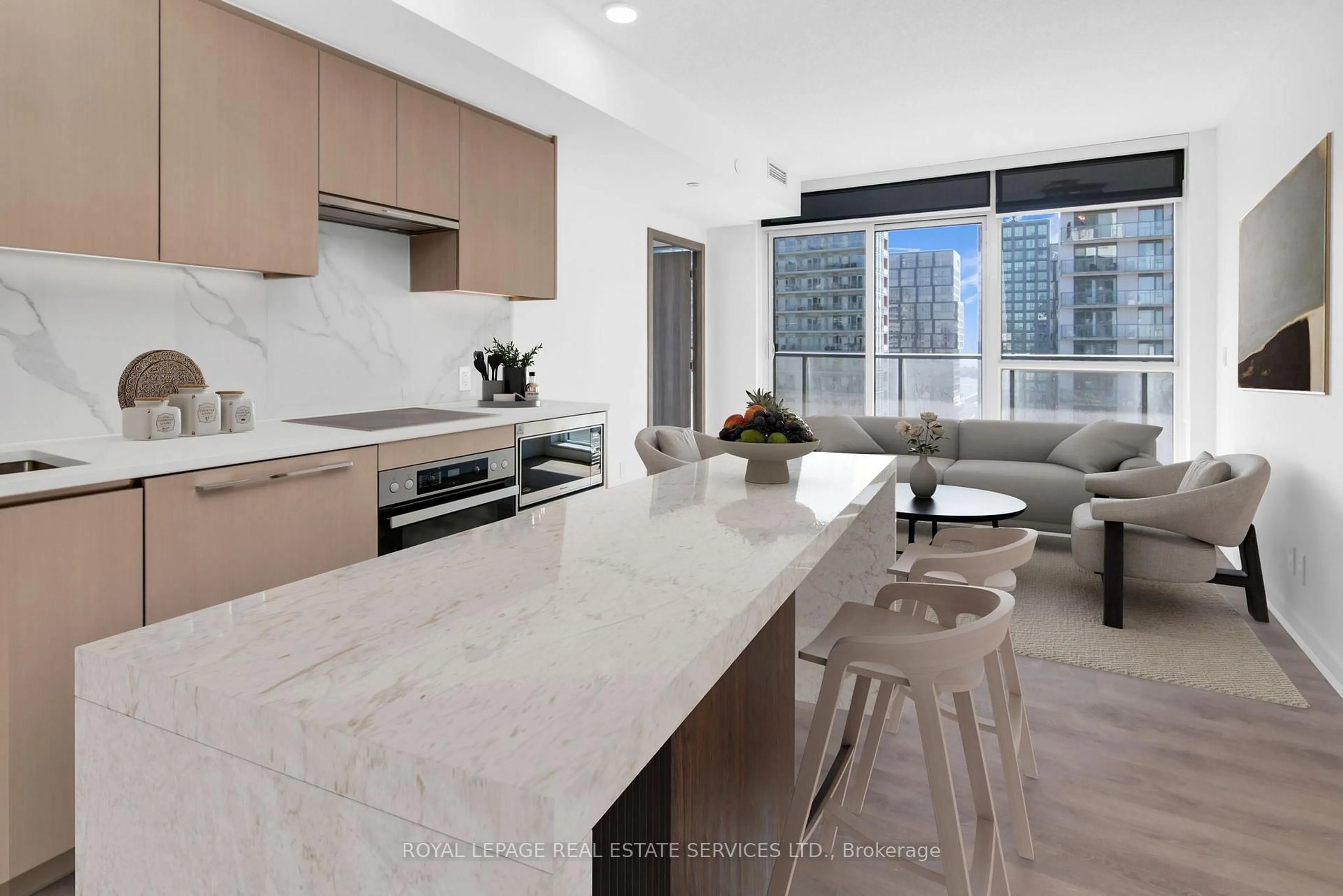 Open concept kitchen, unknown for 38 Widmer St #4606, Toronto Ontario M5V 0P7