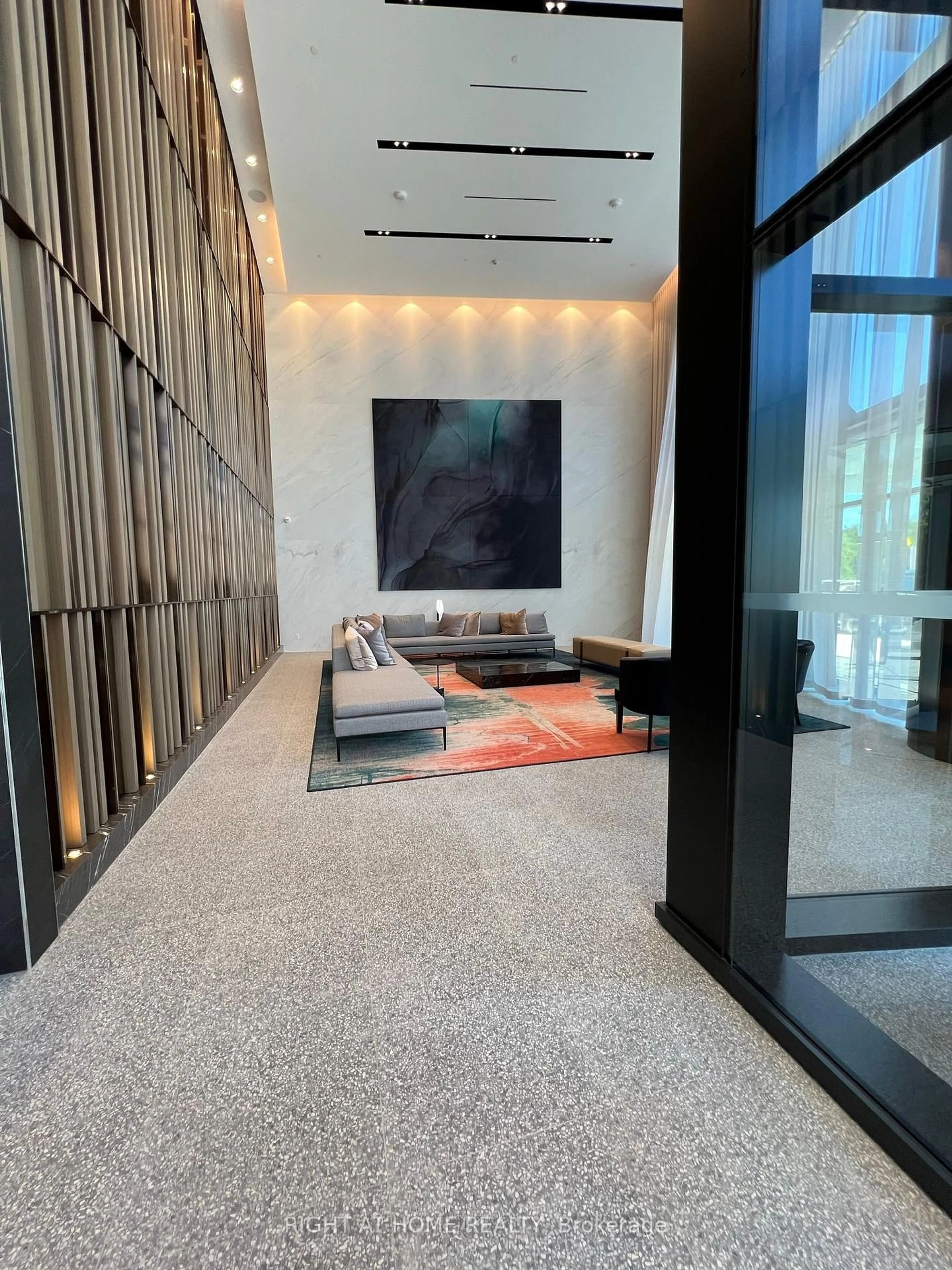 Unknown for 585 Bloor St #3418, Toronto Ontario M4W 0B3