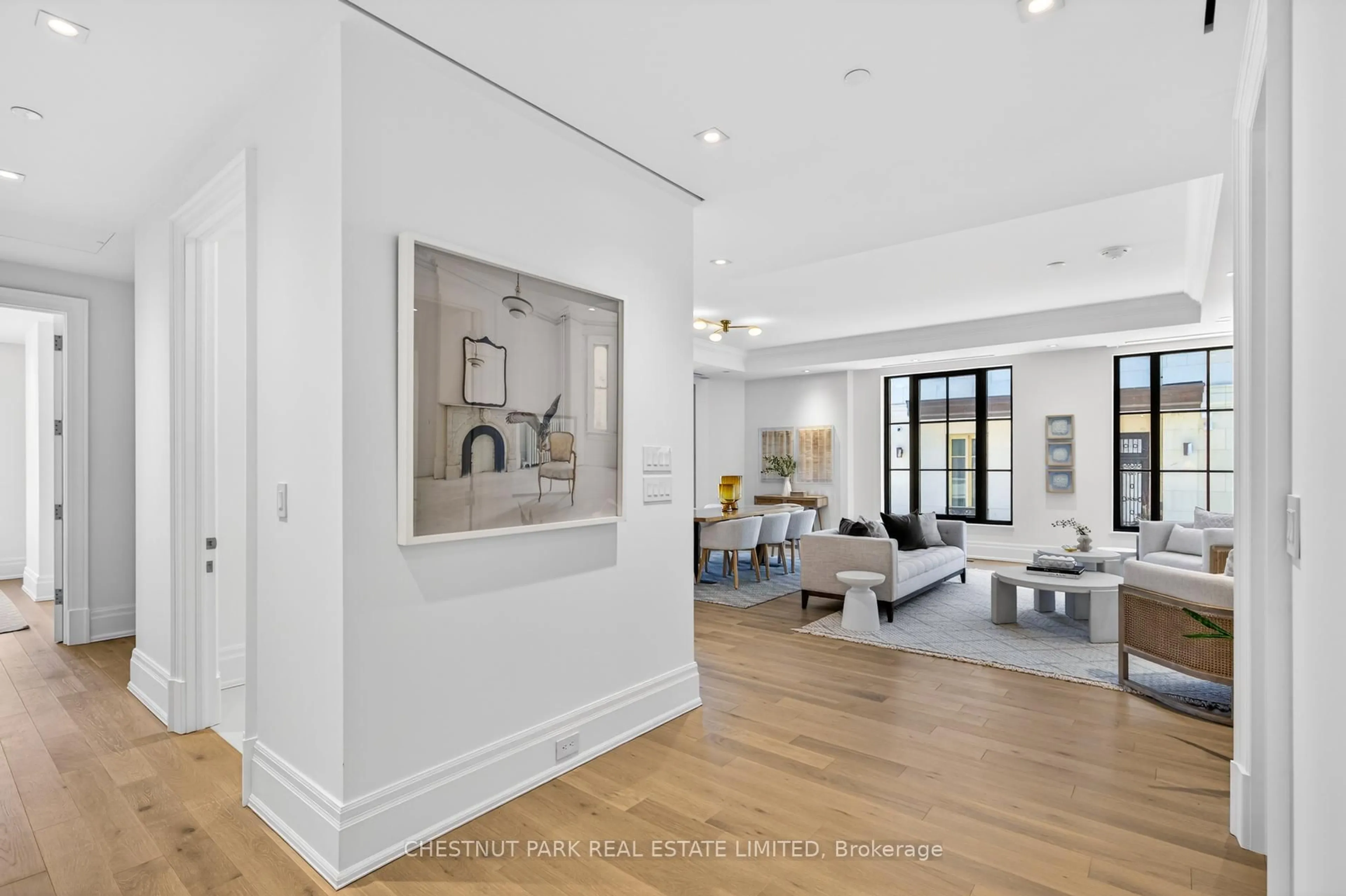 Unknown for 77 Clarendon Ave #202, Toronto Ontario M4V 0B8