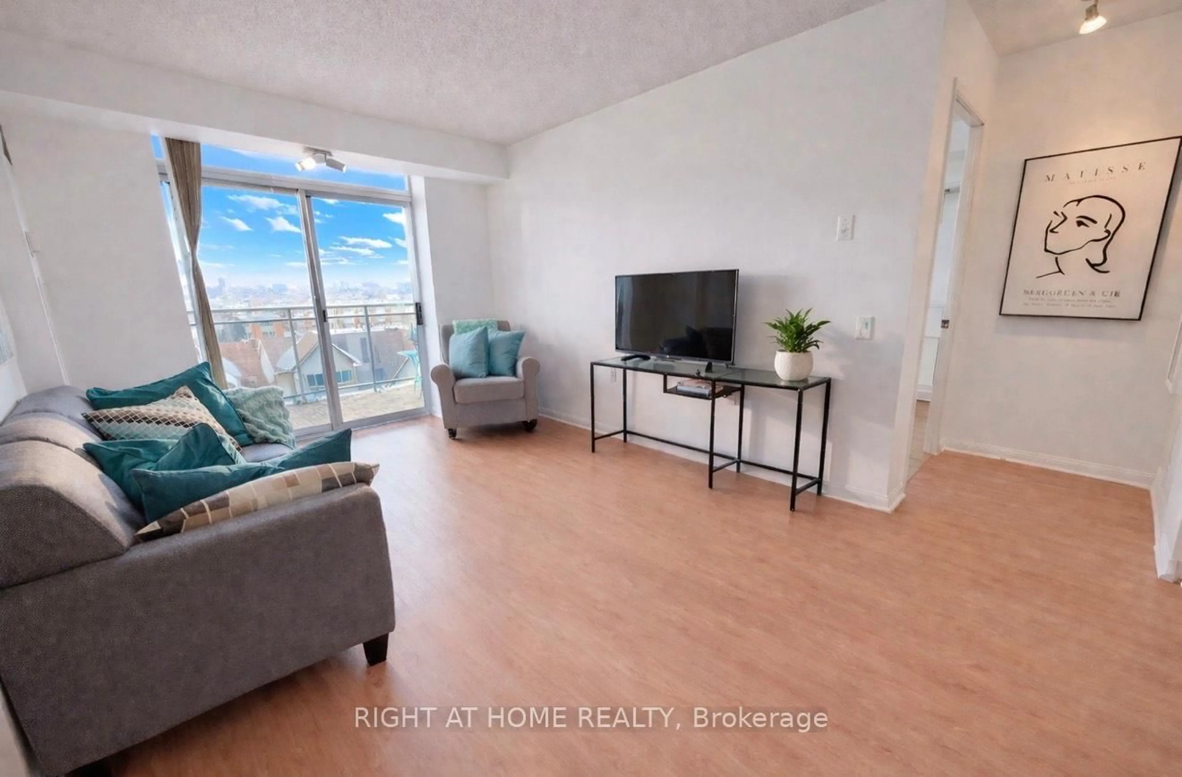 Living room with furniture, unknown for 650 Lawrence Ave #622, Toronto Ontario M6A 3E8