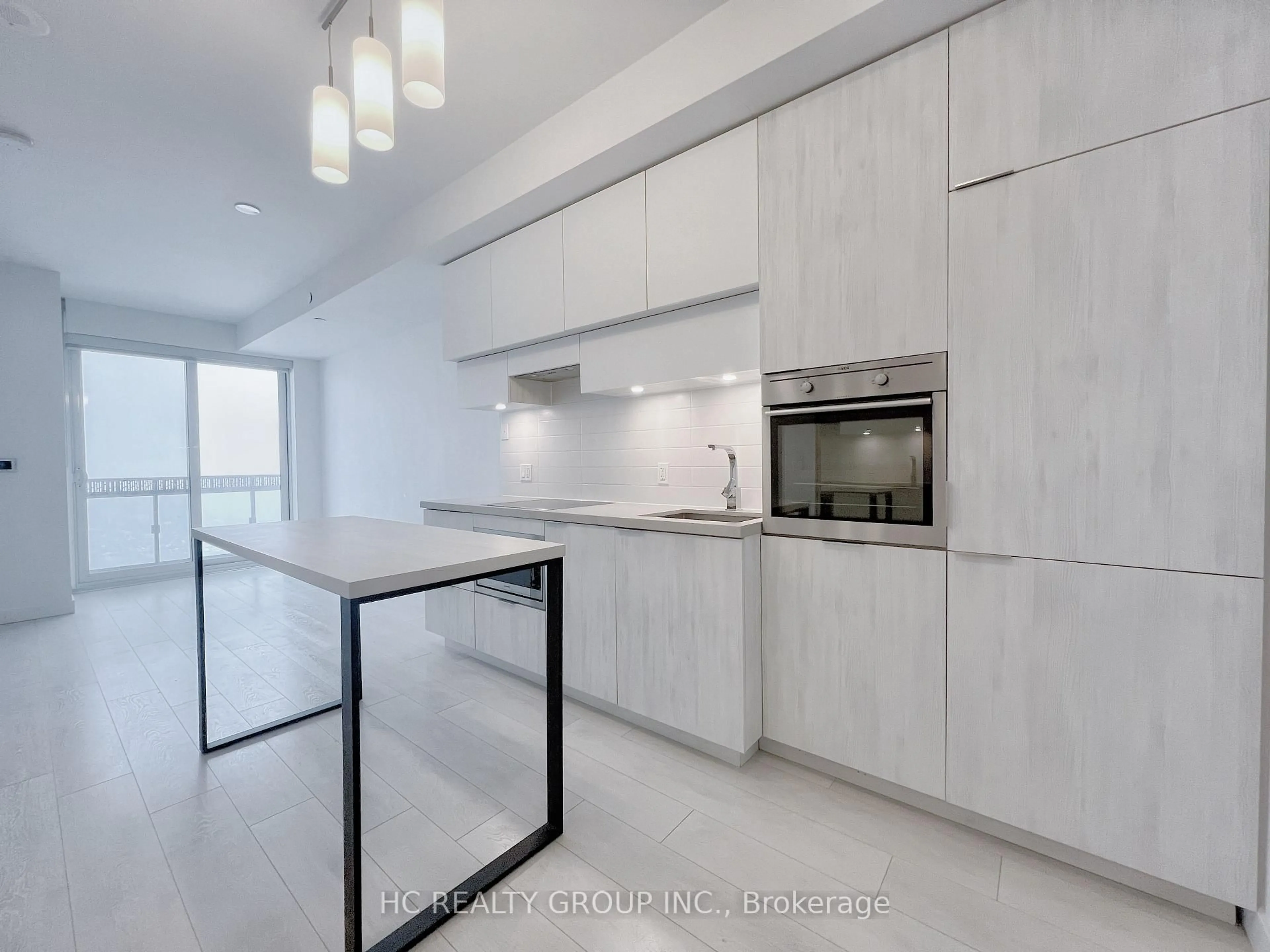 Open concept kitchen, unknown for 8 Eglinton Ave #5203, Toronto Ontario M4P 0C1