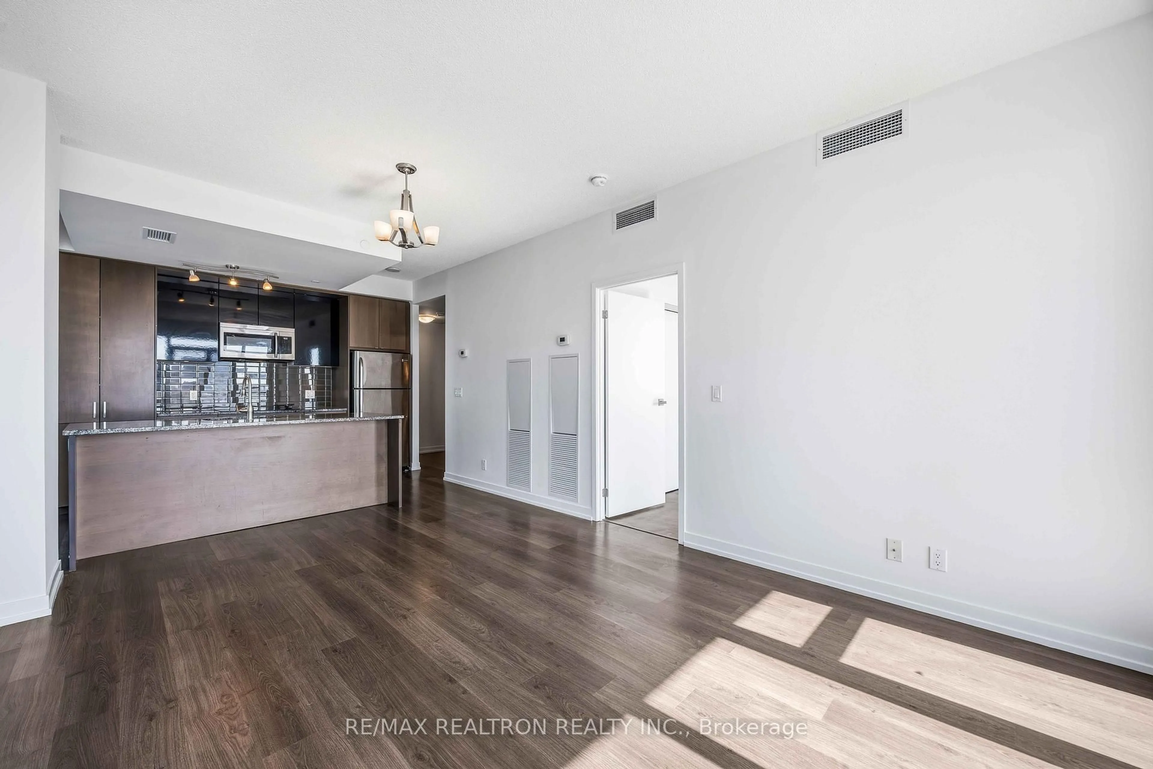 Open concept kitchen, unknown for 98 Lillian St #2120, Toronto Ontario M4S 0A5