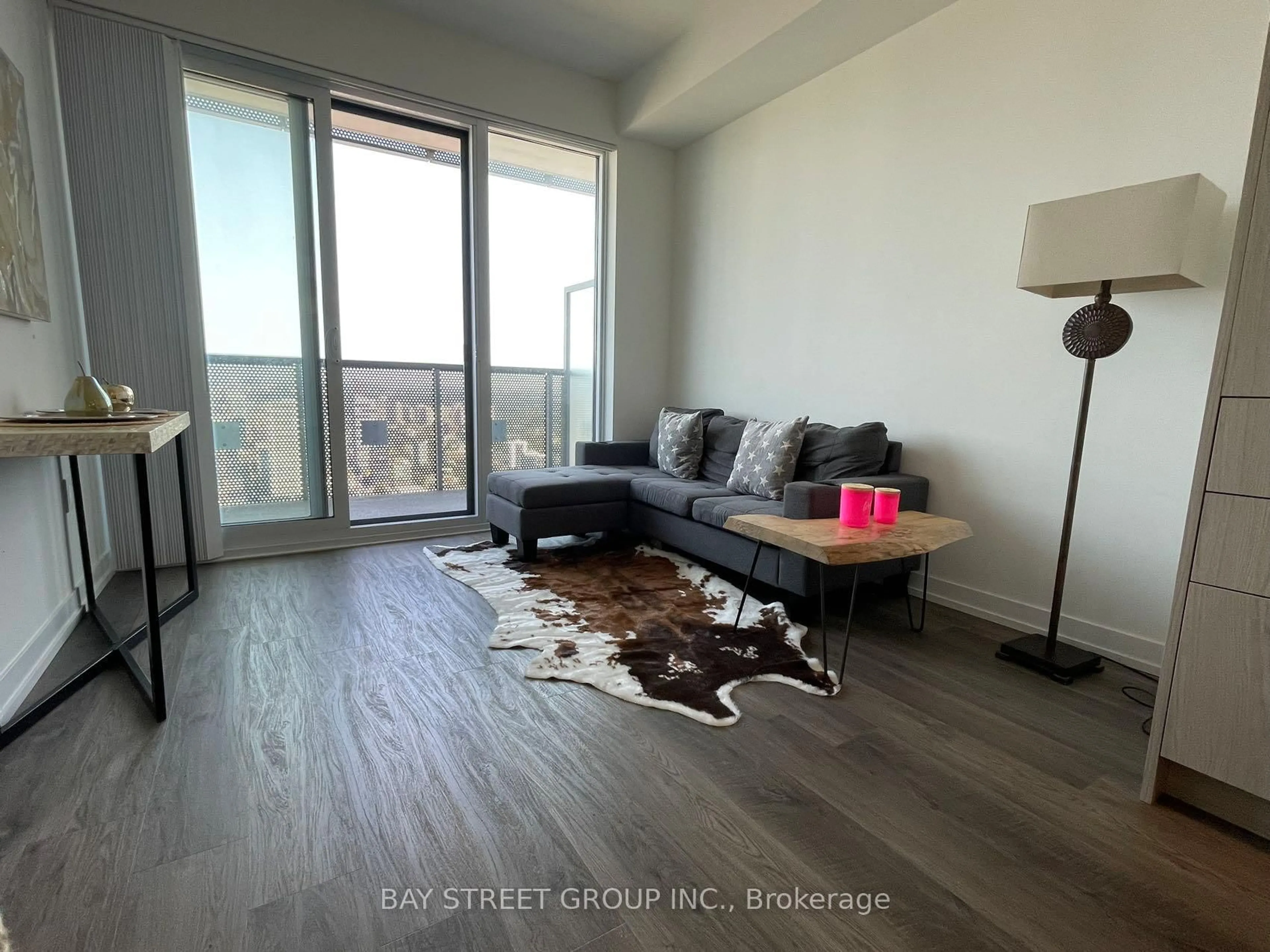 A pic of a room for 55 COOPER St #7503, Toronto Ontario M5E 0G1