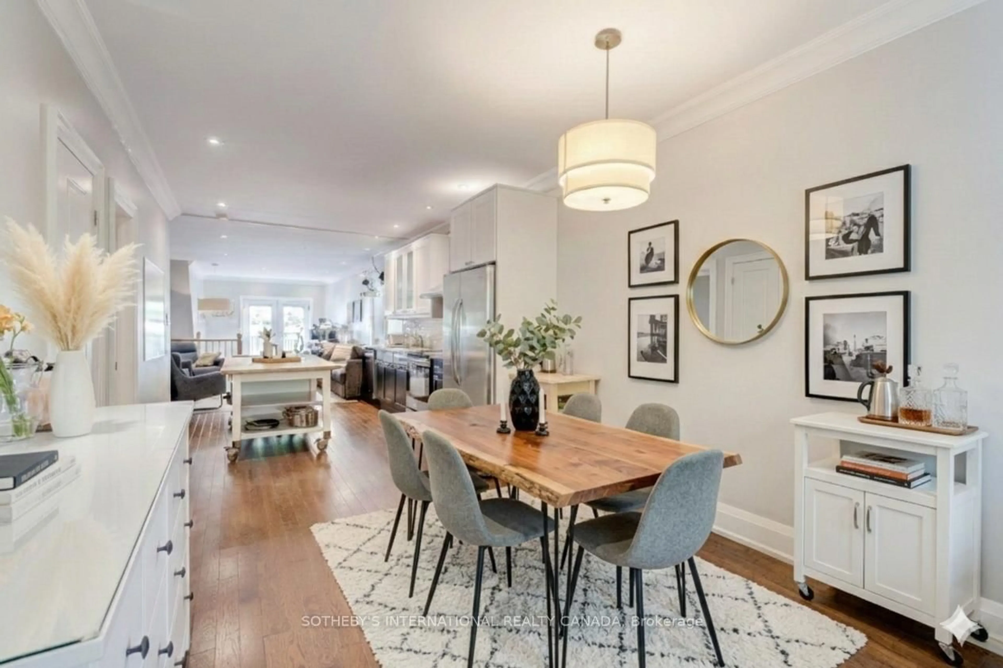 Dining room, wood/laminate floor for 412 Wellesley St, Toronto Ontario M4X 1H6
