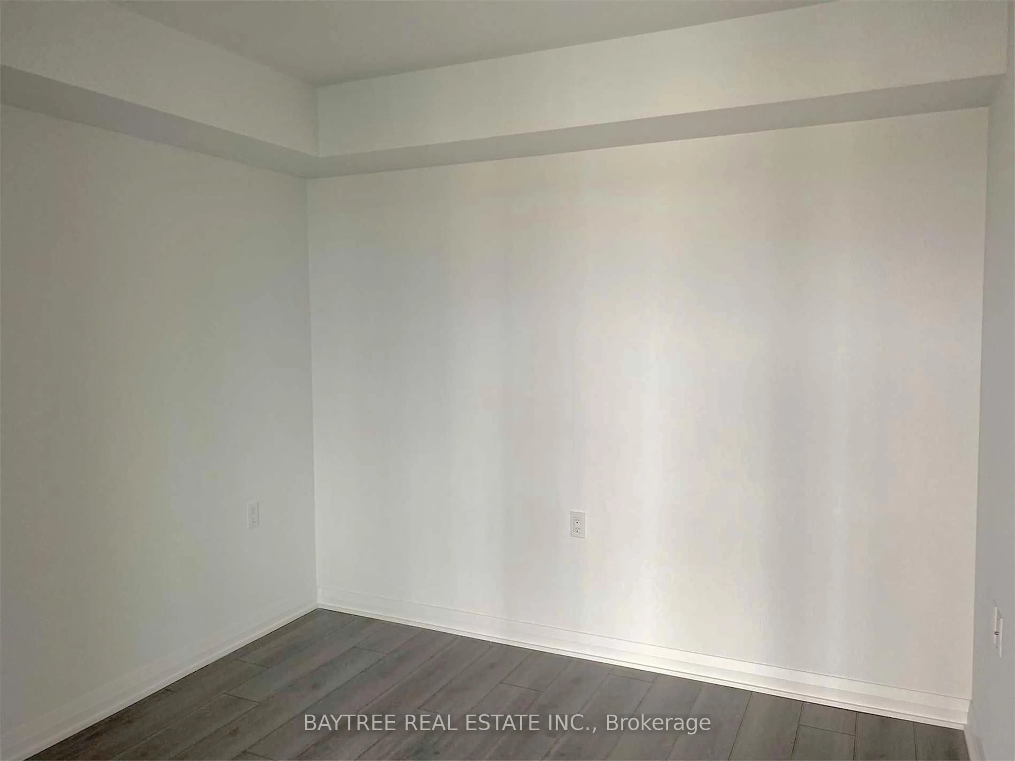 A pic of a room for 99 Foxbar Rd #506, Toronto Ontario M4V 2G5