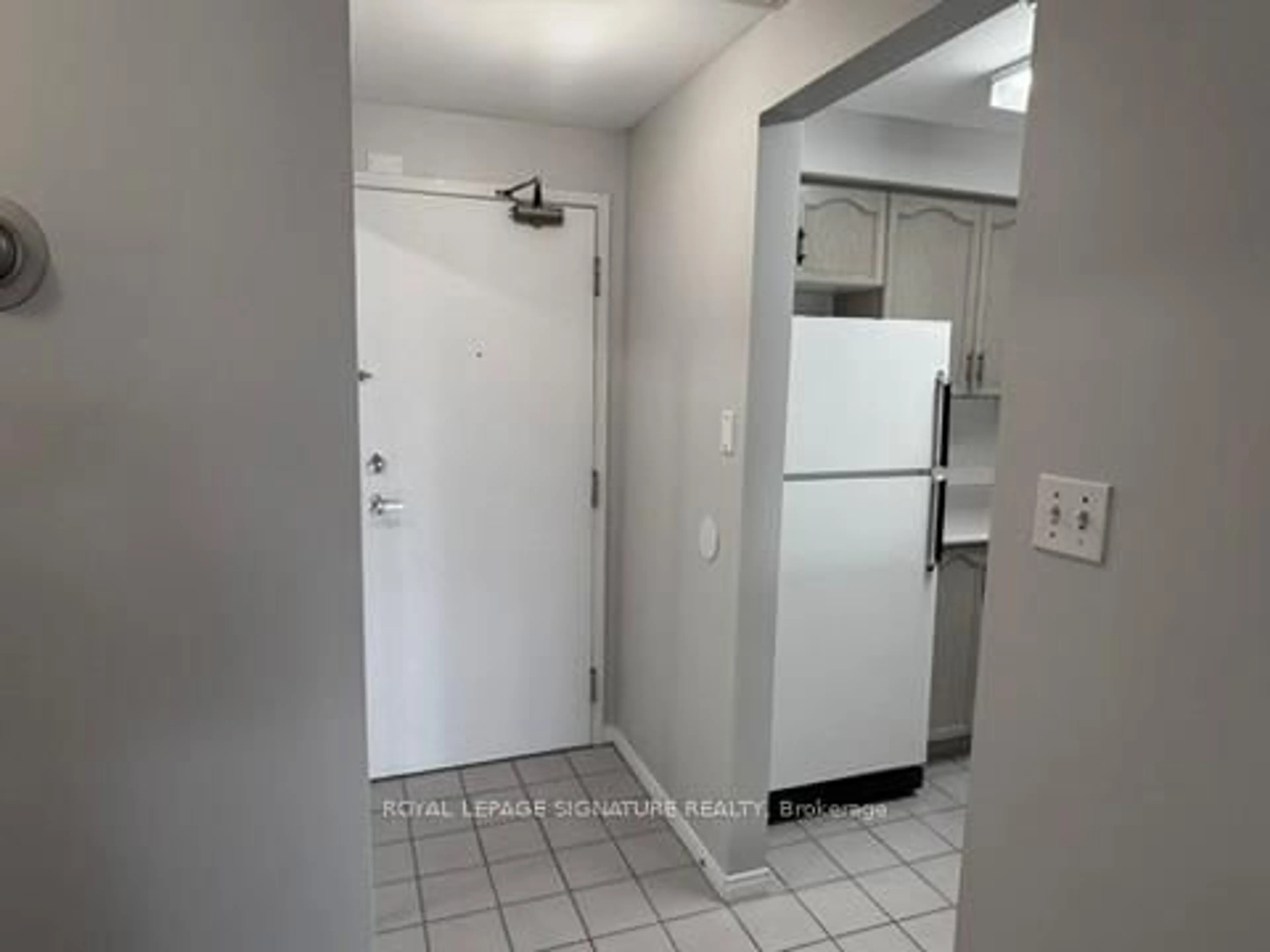 Unknown for 1000 Sheppard Ave #306, Toronto Ontario M3H 2T6