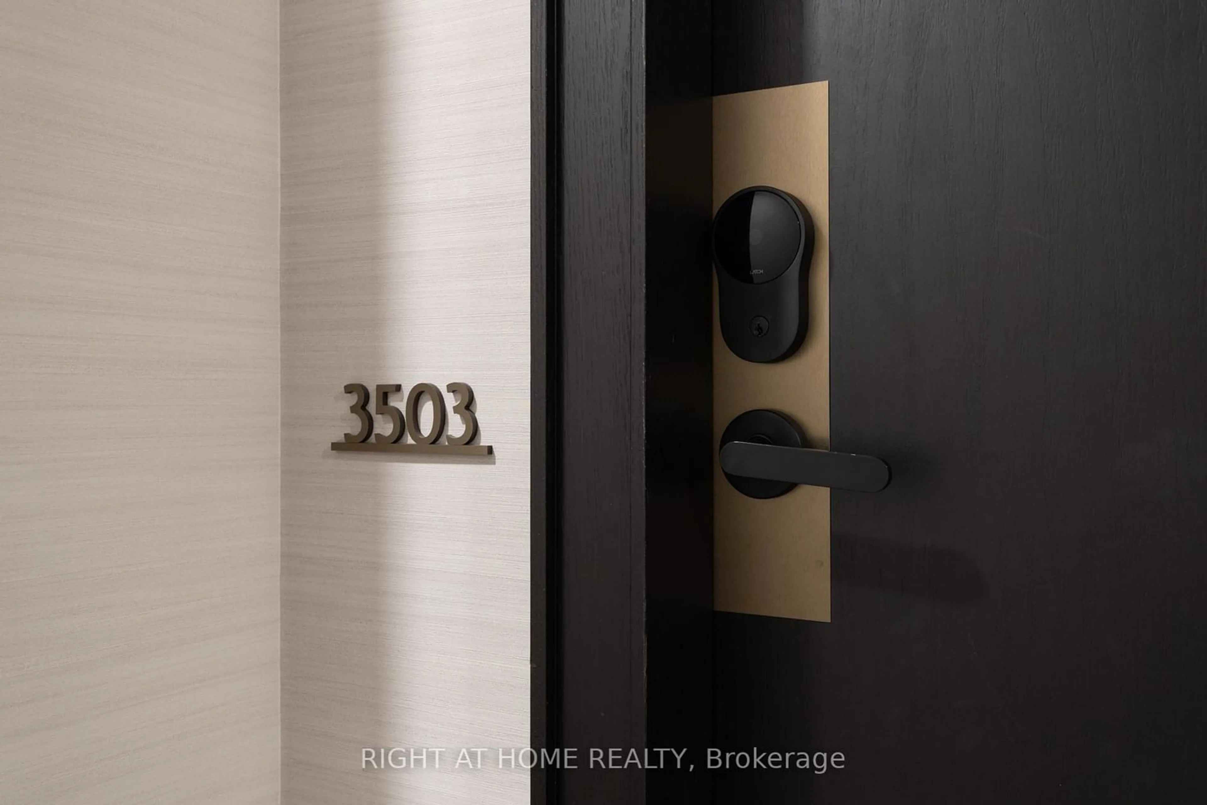 Indoor entryway for 23 Hollywood Ave #3503, Toronto Ontario M2N 7L8