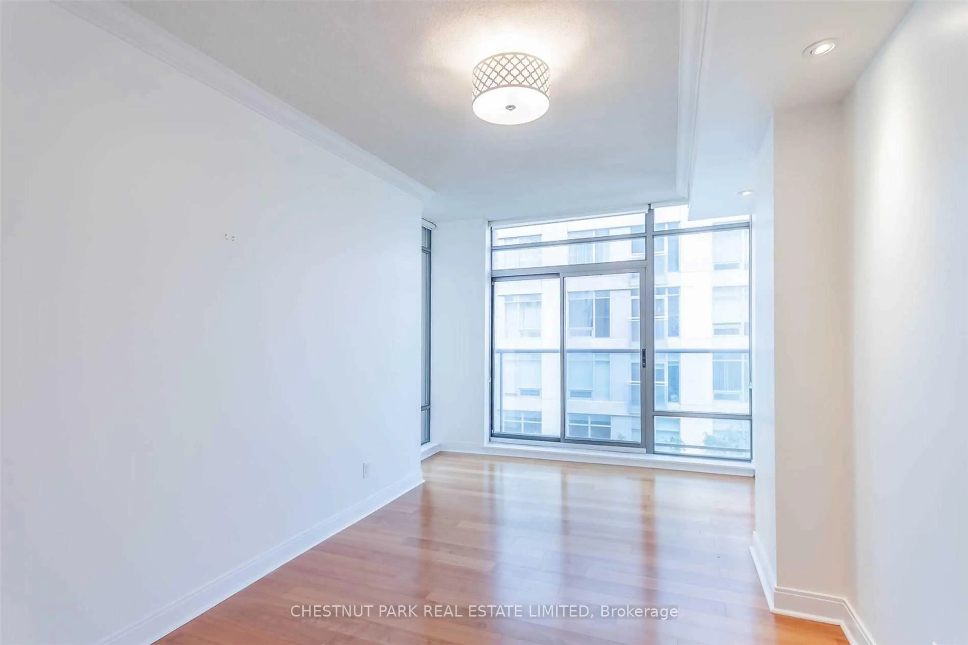 Unknown for 21 Scollard St #401, Toronto Ontario M5R 1G1