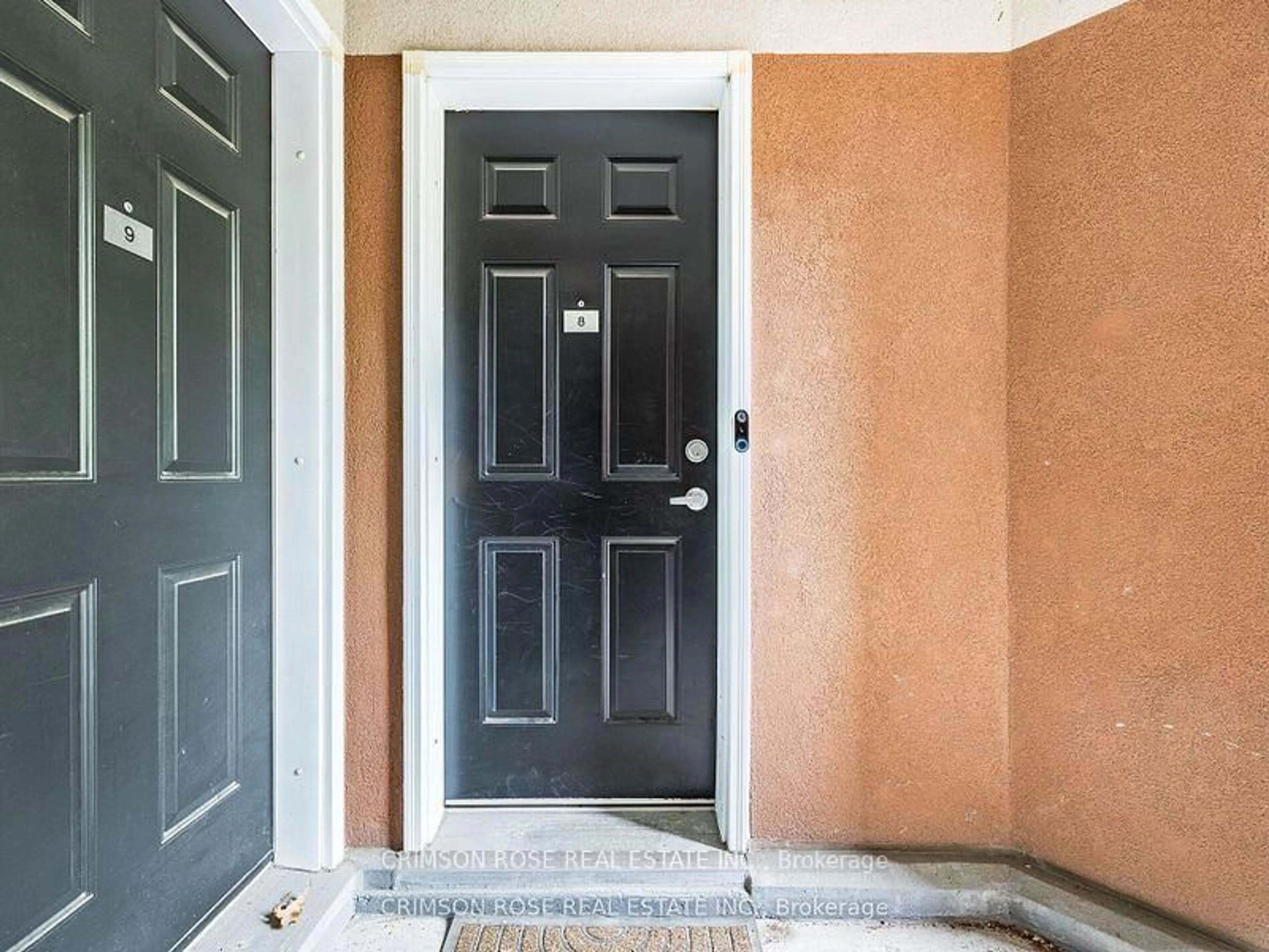 Indoor entryway for 217 St George St #8, Toronto Ontario M5R 3S7