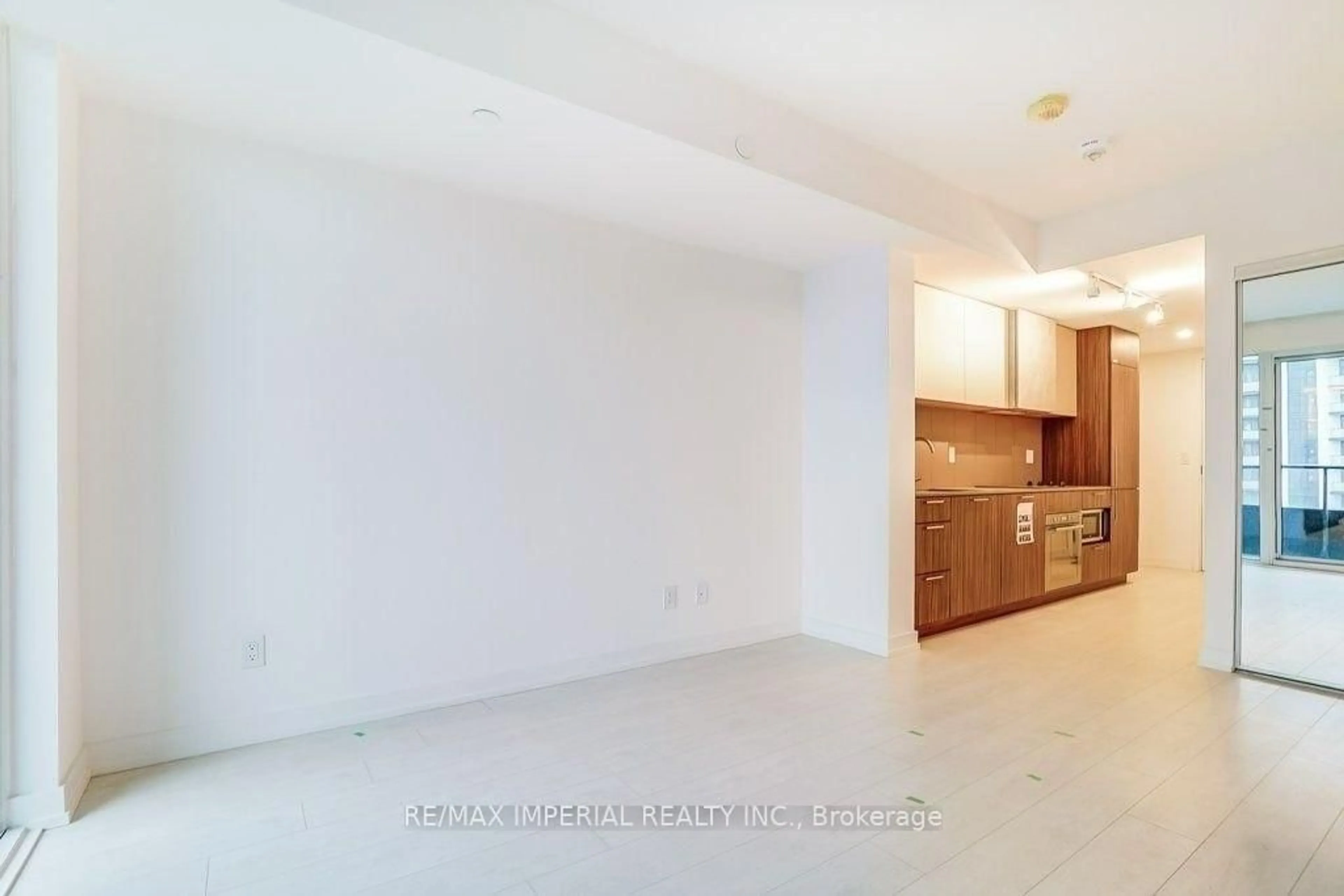 A pic of a room for 19 Western Battery Rd #2001, Toronto Ontario M6K 3S4
