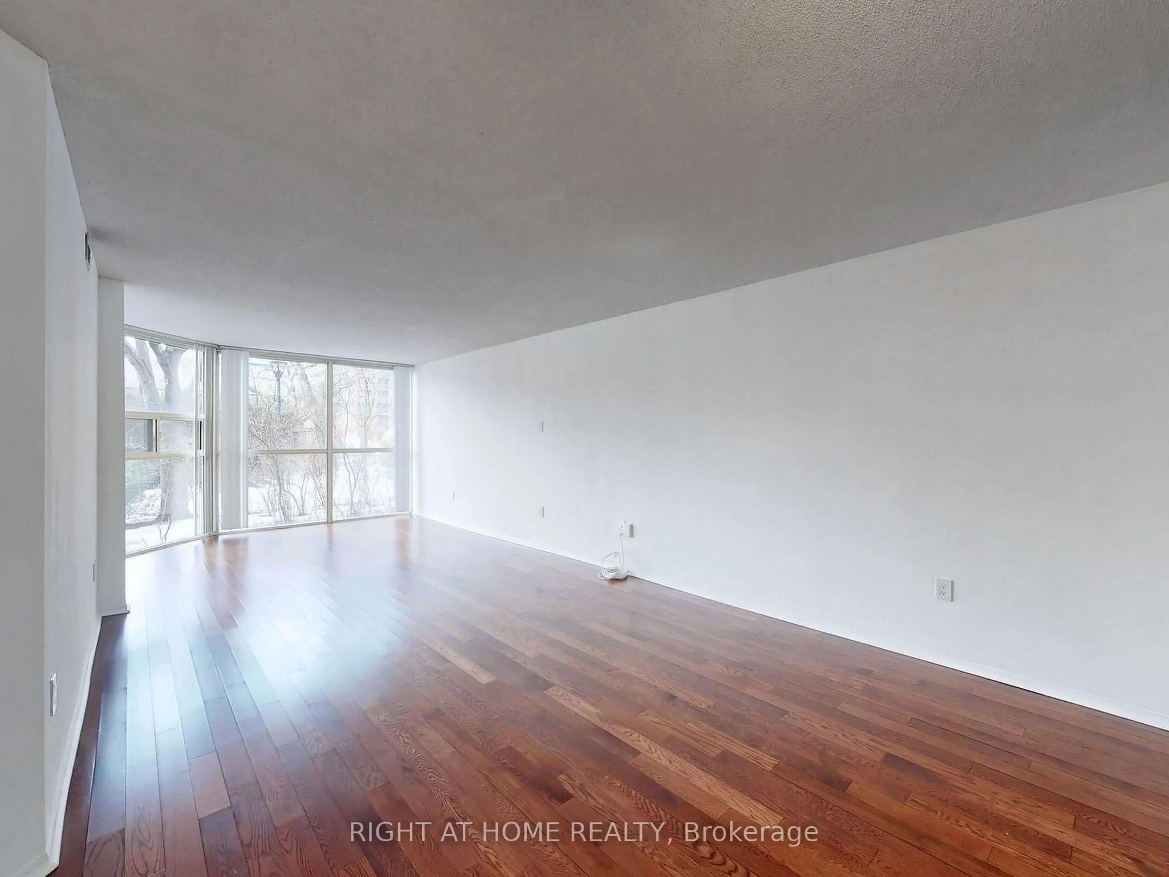 A pic of a room for 701 King St #107, Toronto Ontario M5V 2W7