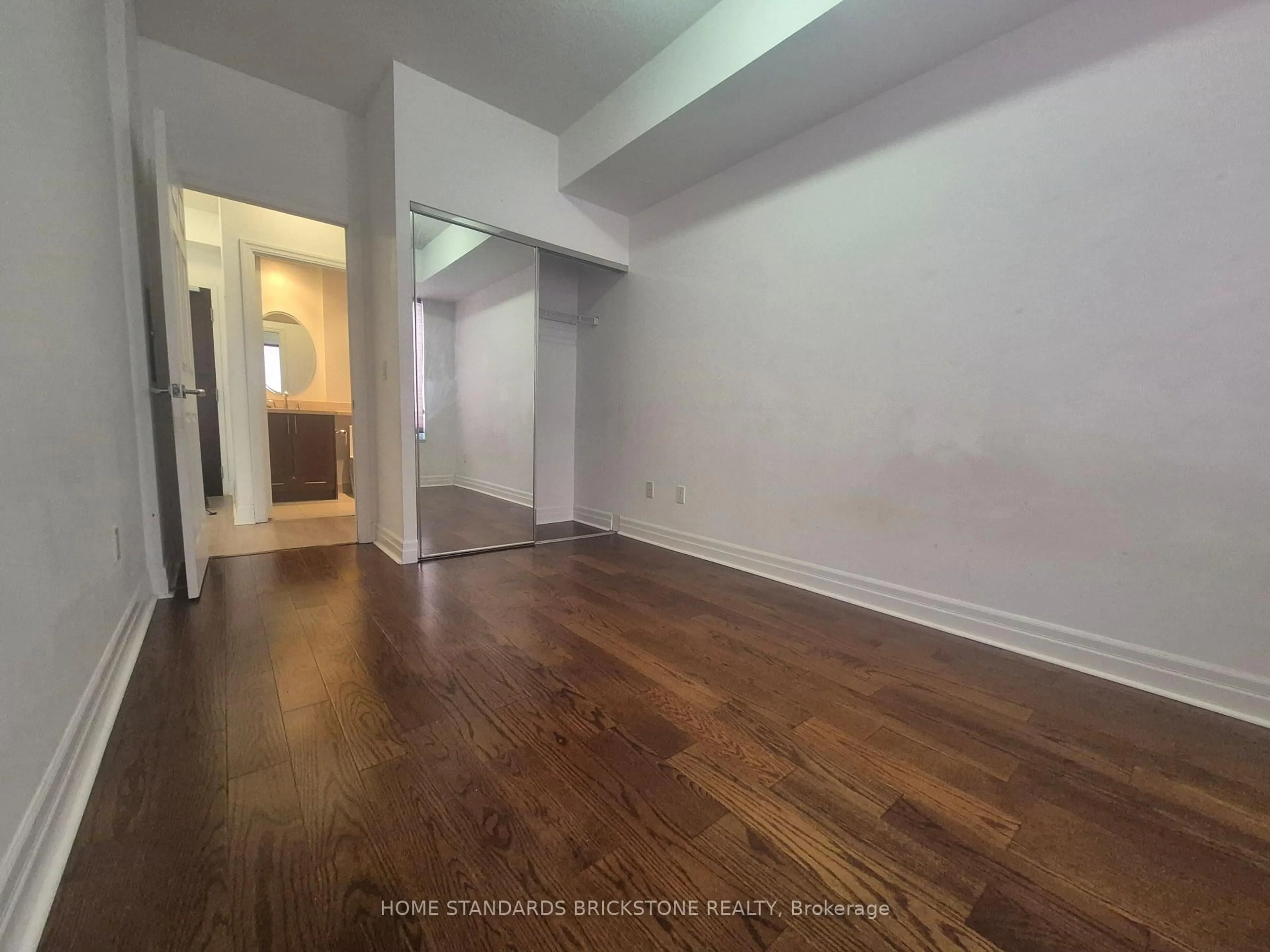 A pic of a room for 35 Balmuto St #1703, Toronto Ontario M4Y 0A3