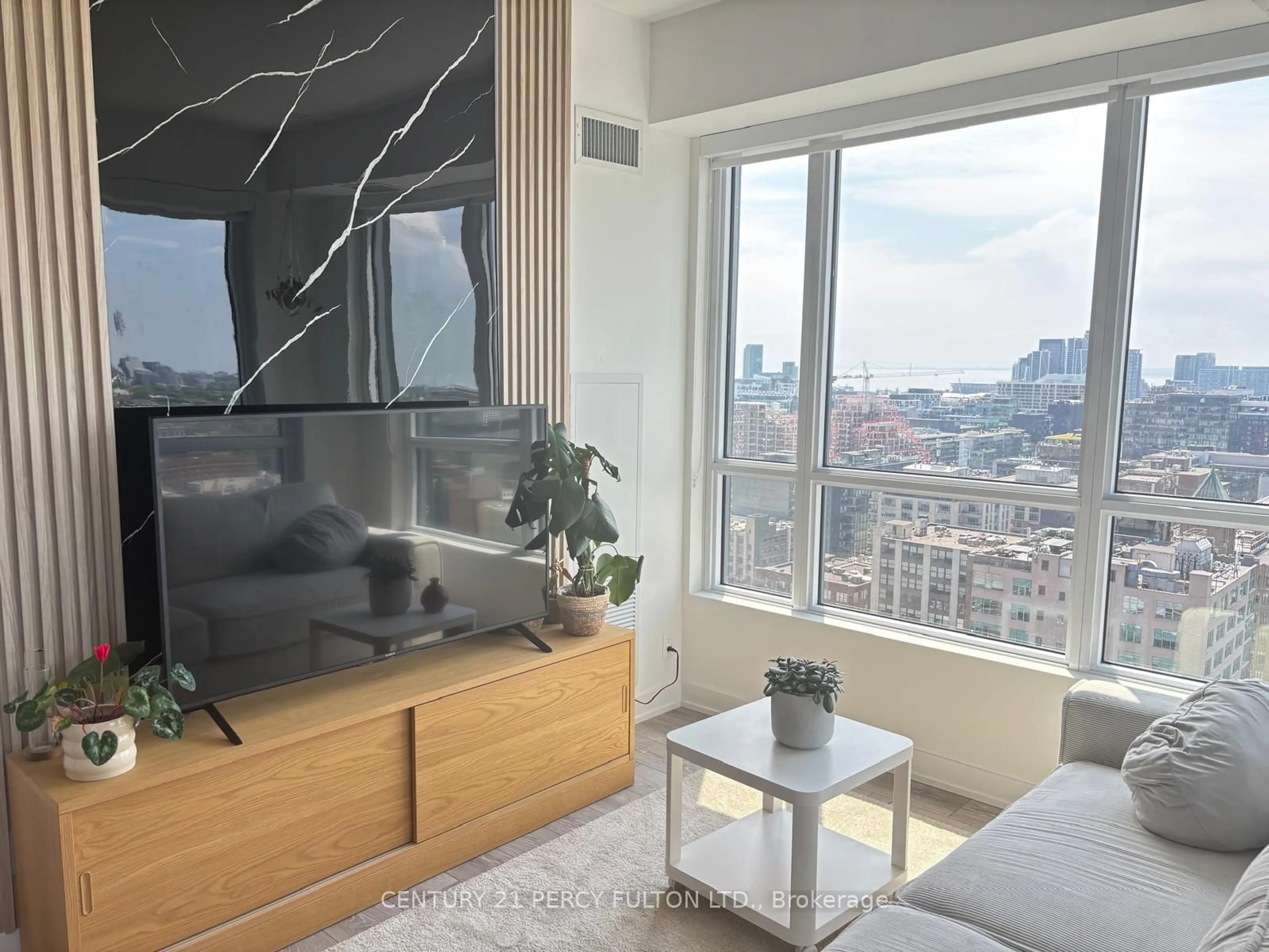 Unknown for 108 Peter St #2613, Toronto Ontario M5V 0W2