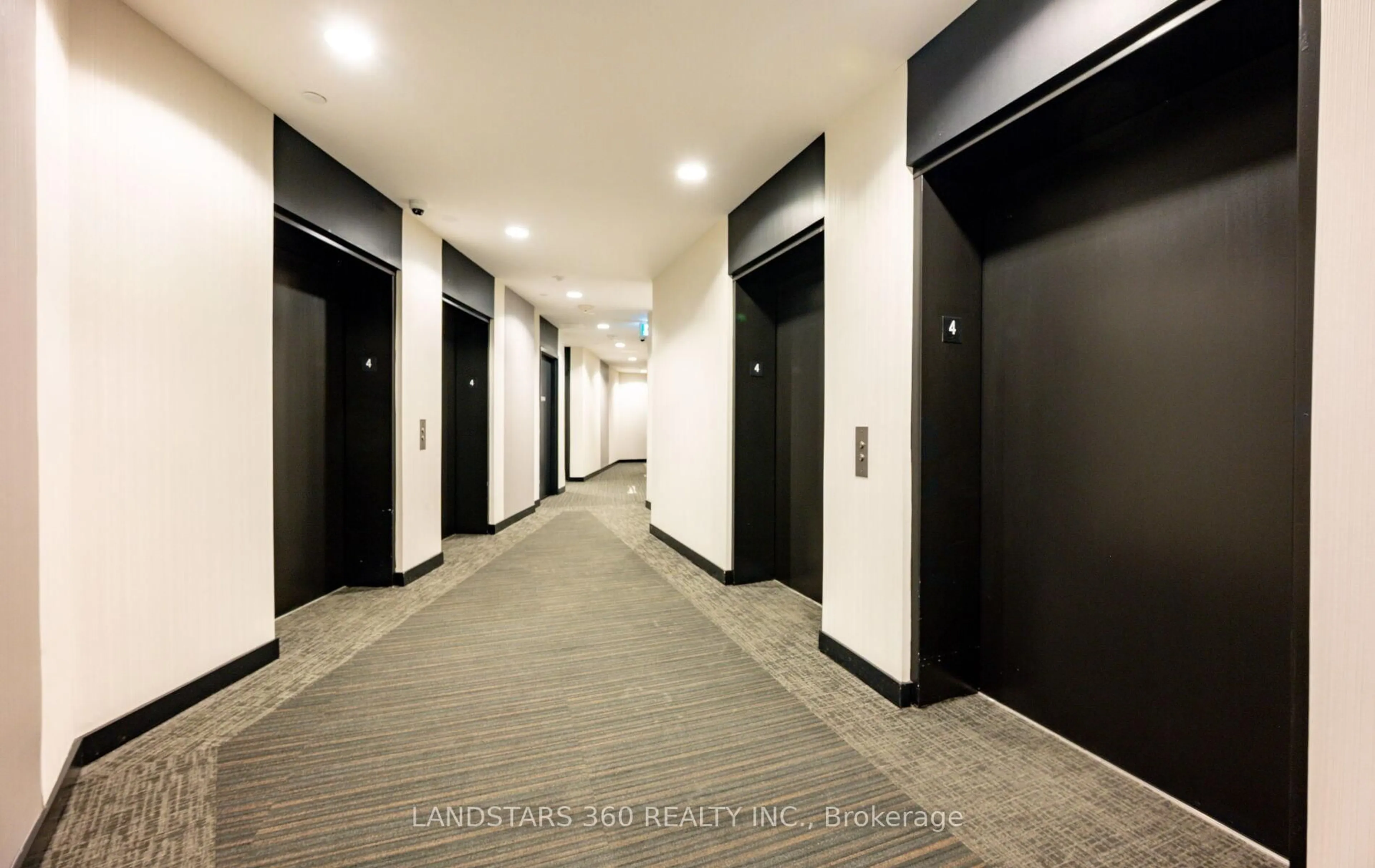 Indoor foyer for 49 East Liberty St #415, Toronto Ontario M6K 0B2