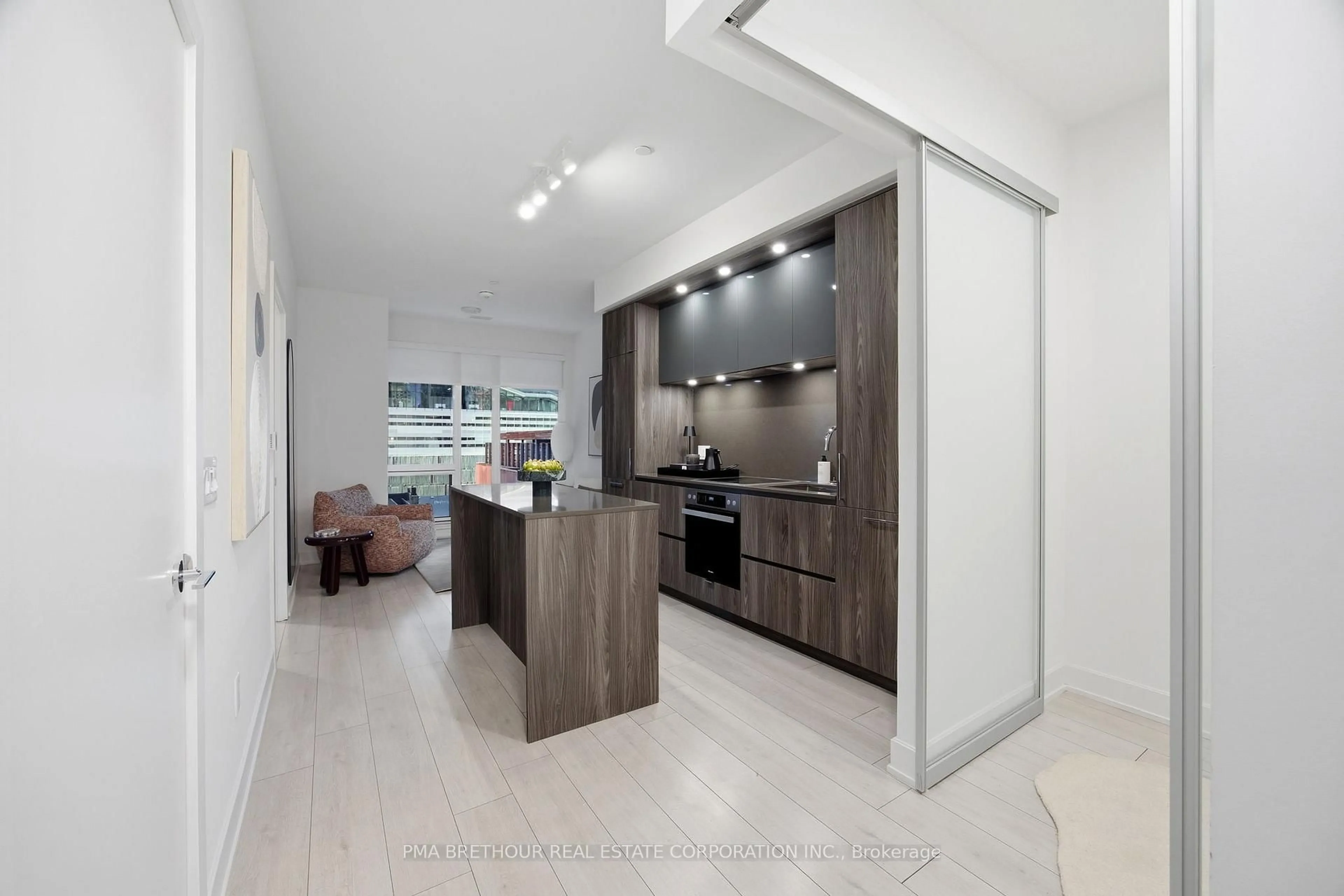 Contemporary kitchen, unknown for 15 Mercer St #518, Toronto Ontario M5V 0T8
