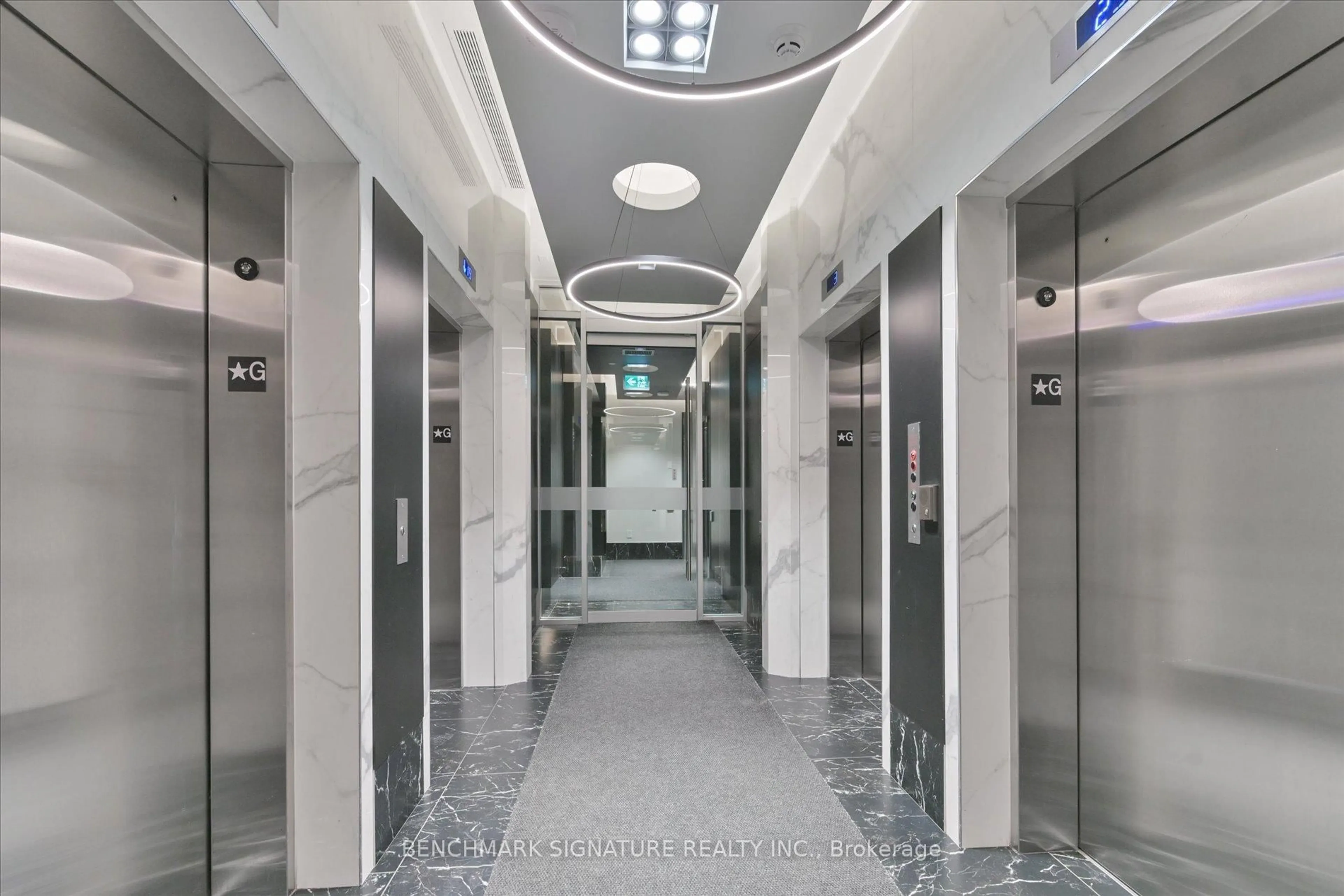 Indoor foyer for 70 Princess St #803E, Toronto Ontario M5A 0X6