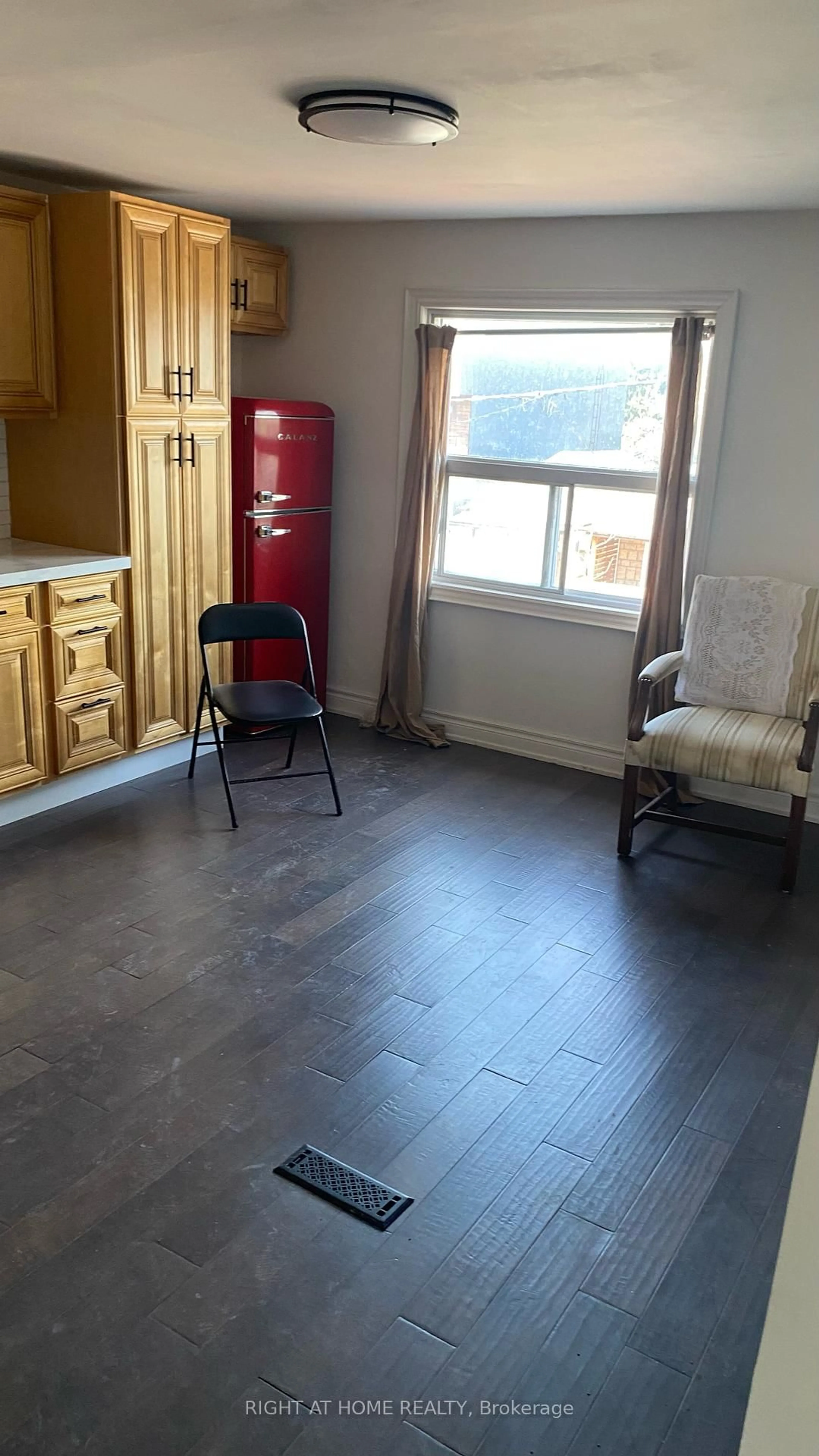 A pic of a room for 181 Cedric Ave, Toronto Ontario M6C 3X7