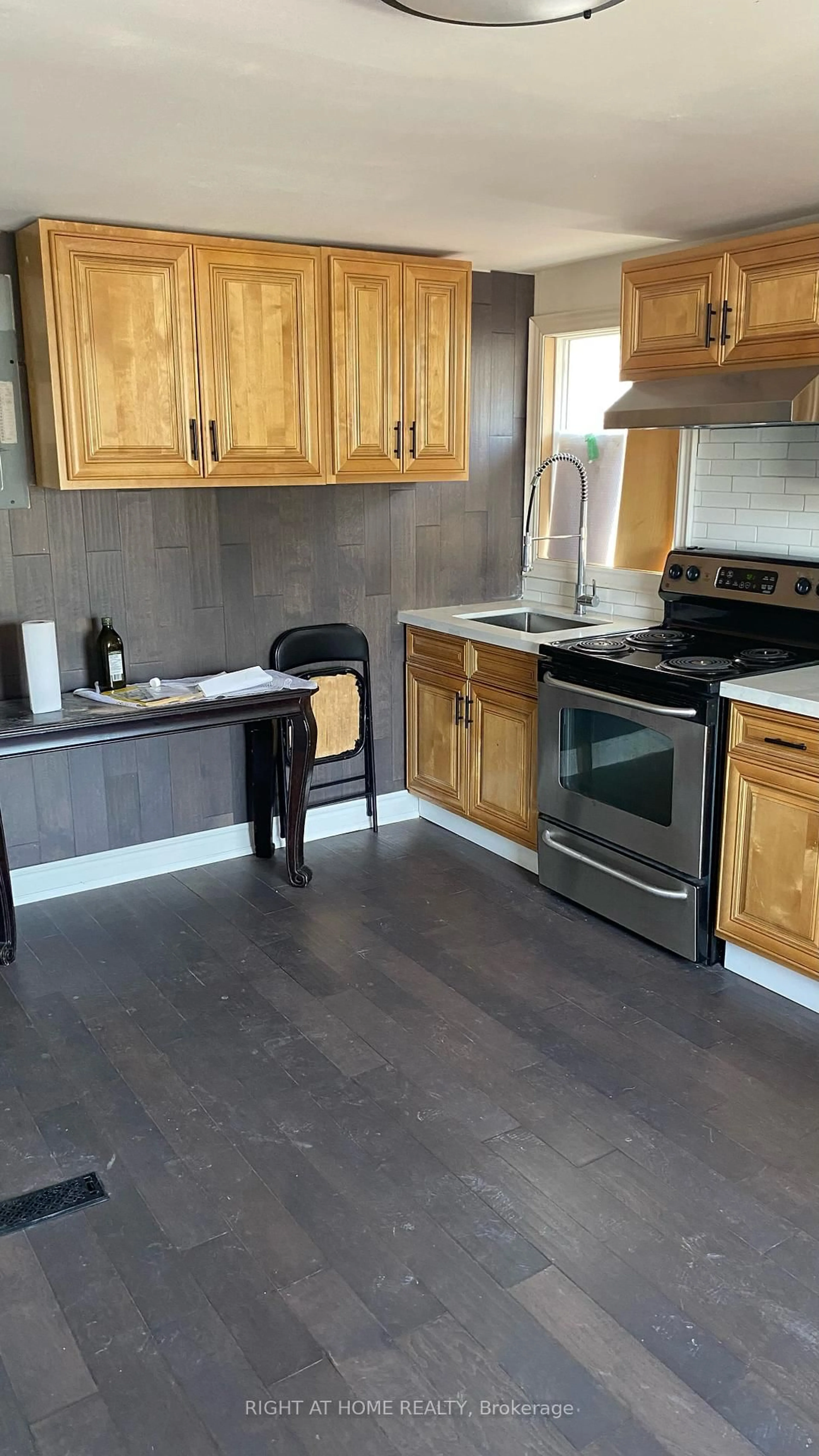 Standard kitchen, unknown for 181 Cedric Ave, Toronto Ontario M6C 3X7
