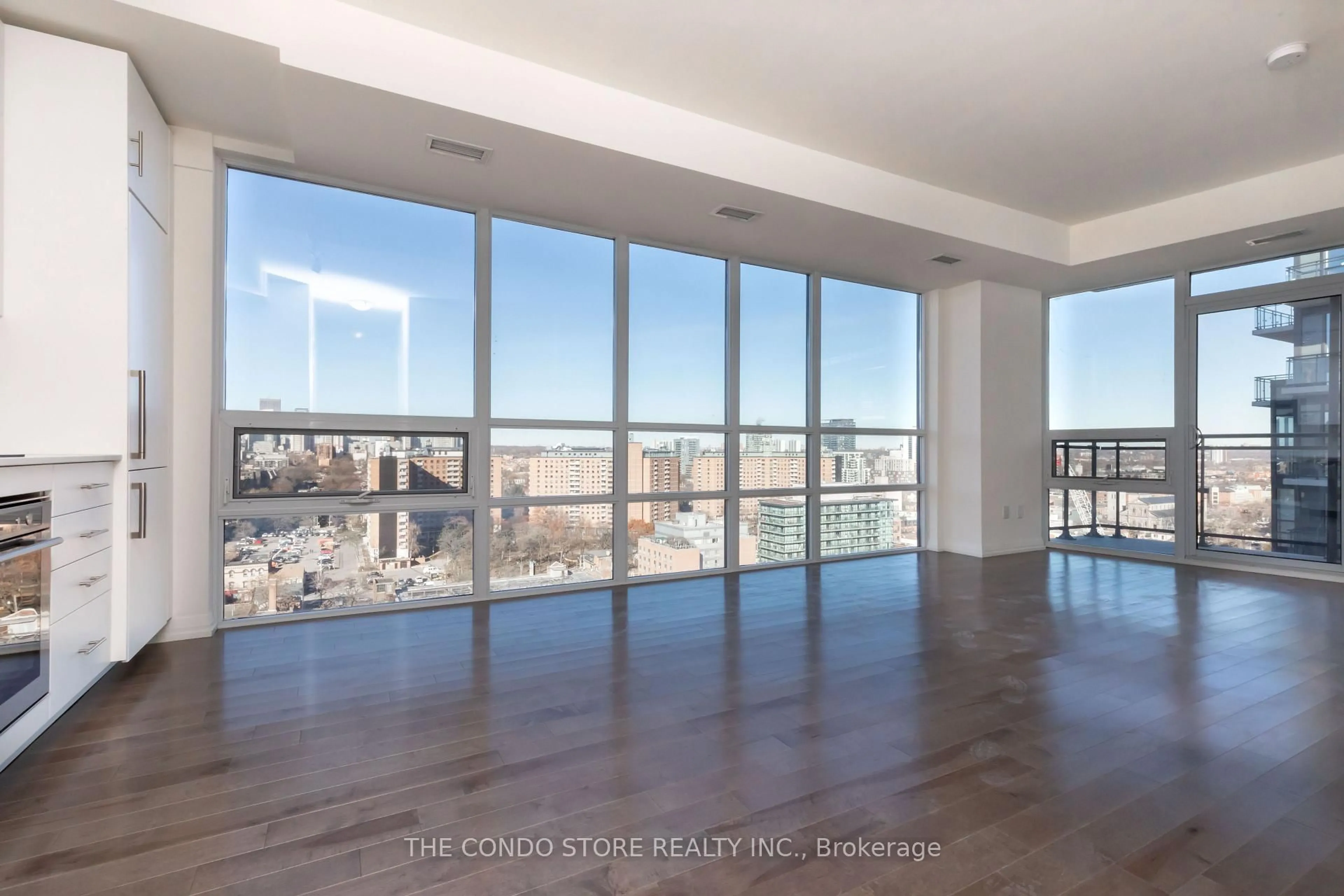 A pic of a room for 460 Adelaide St #2006, Toronto Ontario M5A 0E7