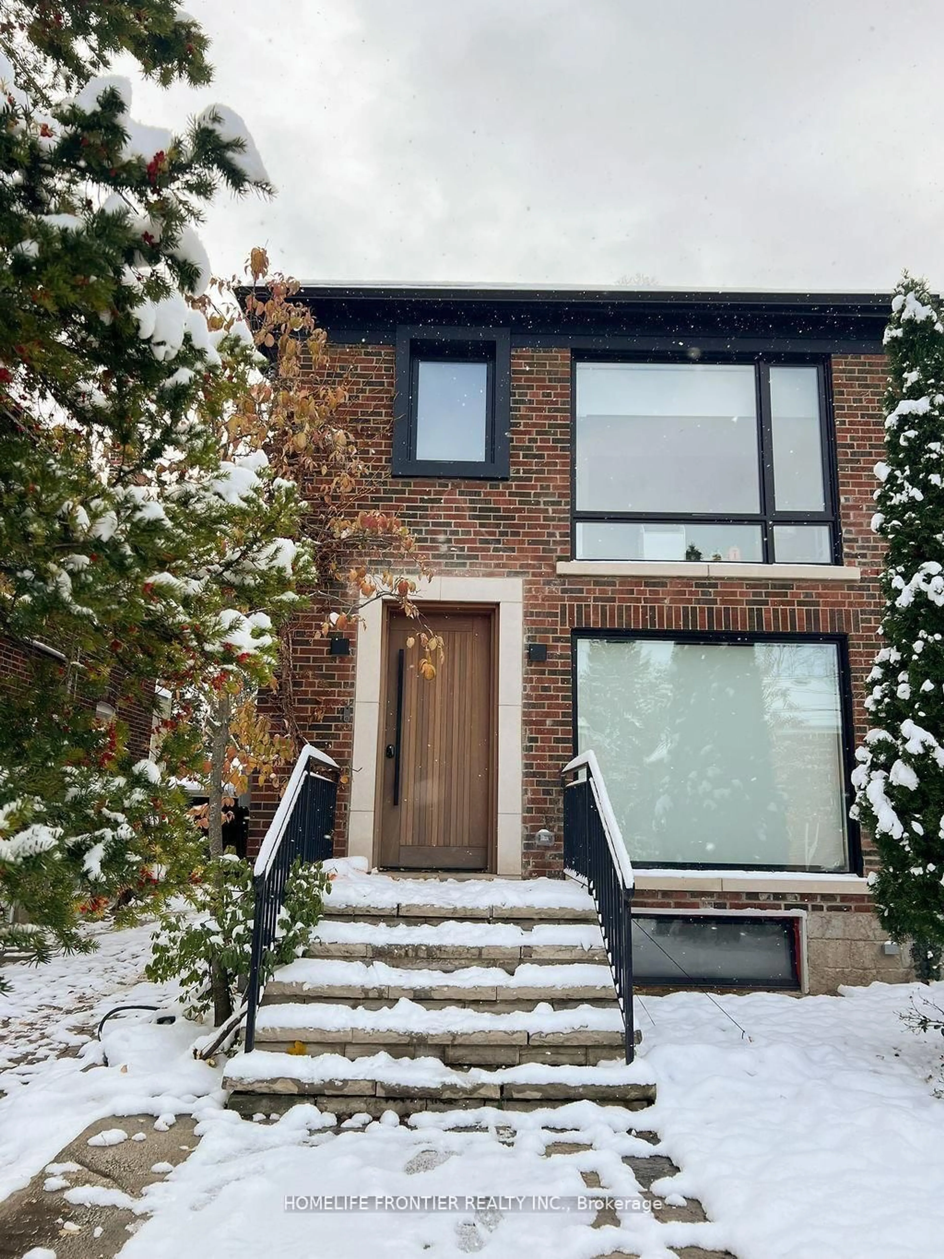 Home with brick exterior material, street for 127 Glenvale Blvd, Toronto Ontario M4G 2W1