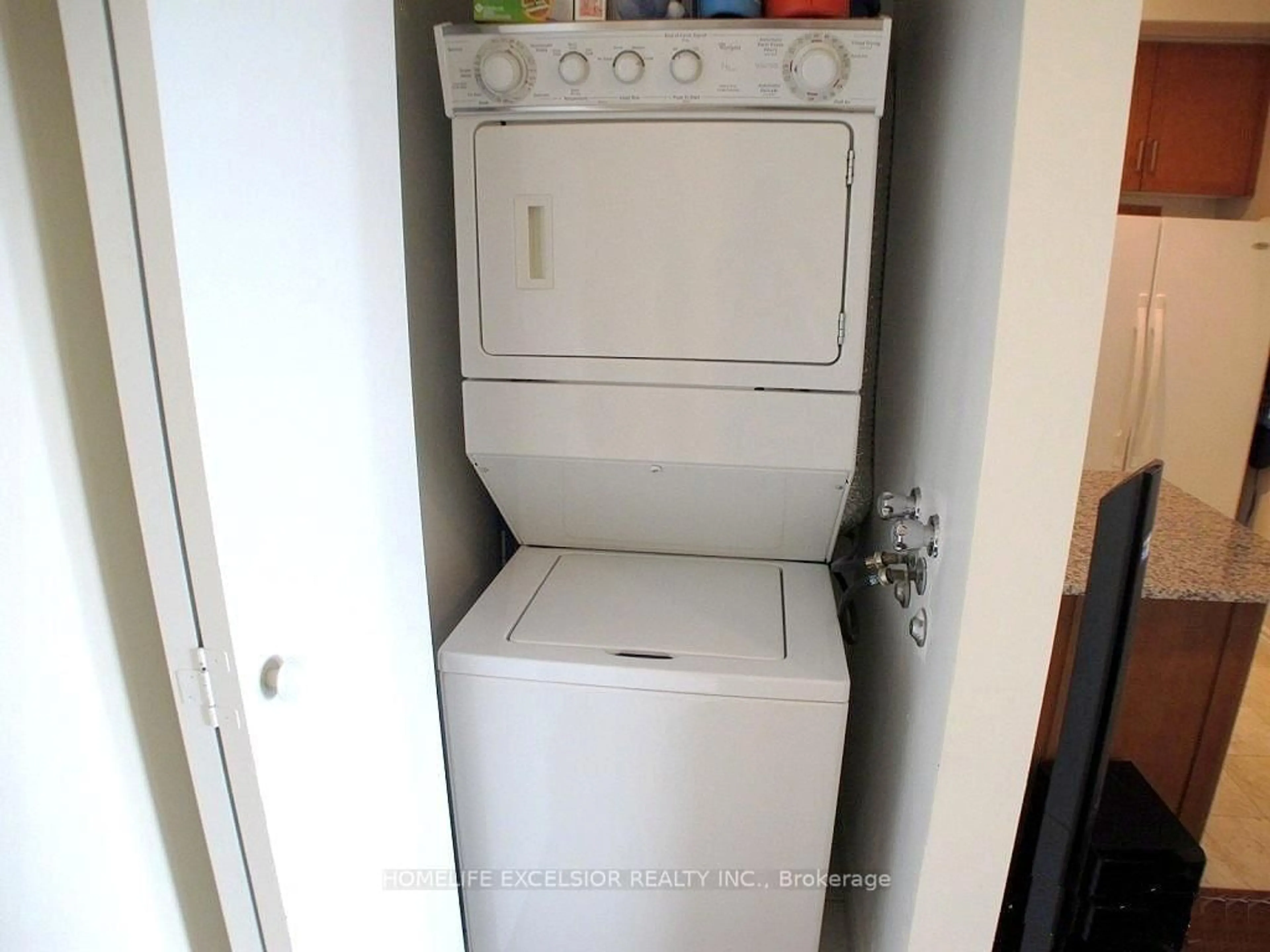 Laundry room for 60 Byng Ave #2401, Toronto Ontario M2N 7K3