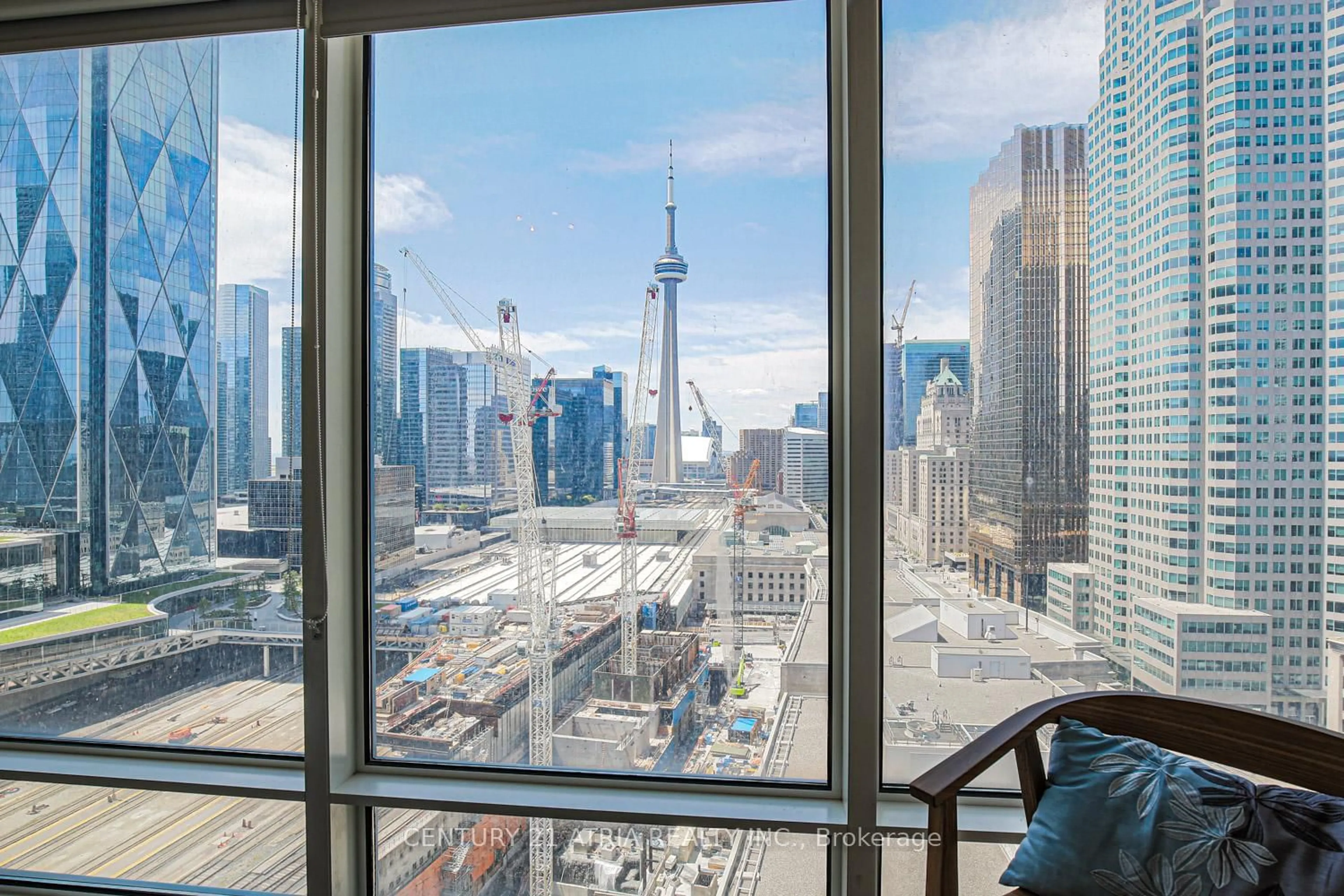 Unknown for 8 The Esplanade Ave #2002, Toronto Ontario M5E 0A6