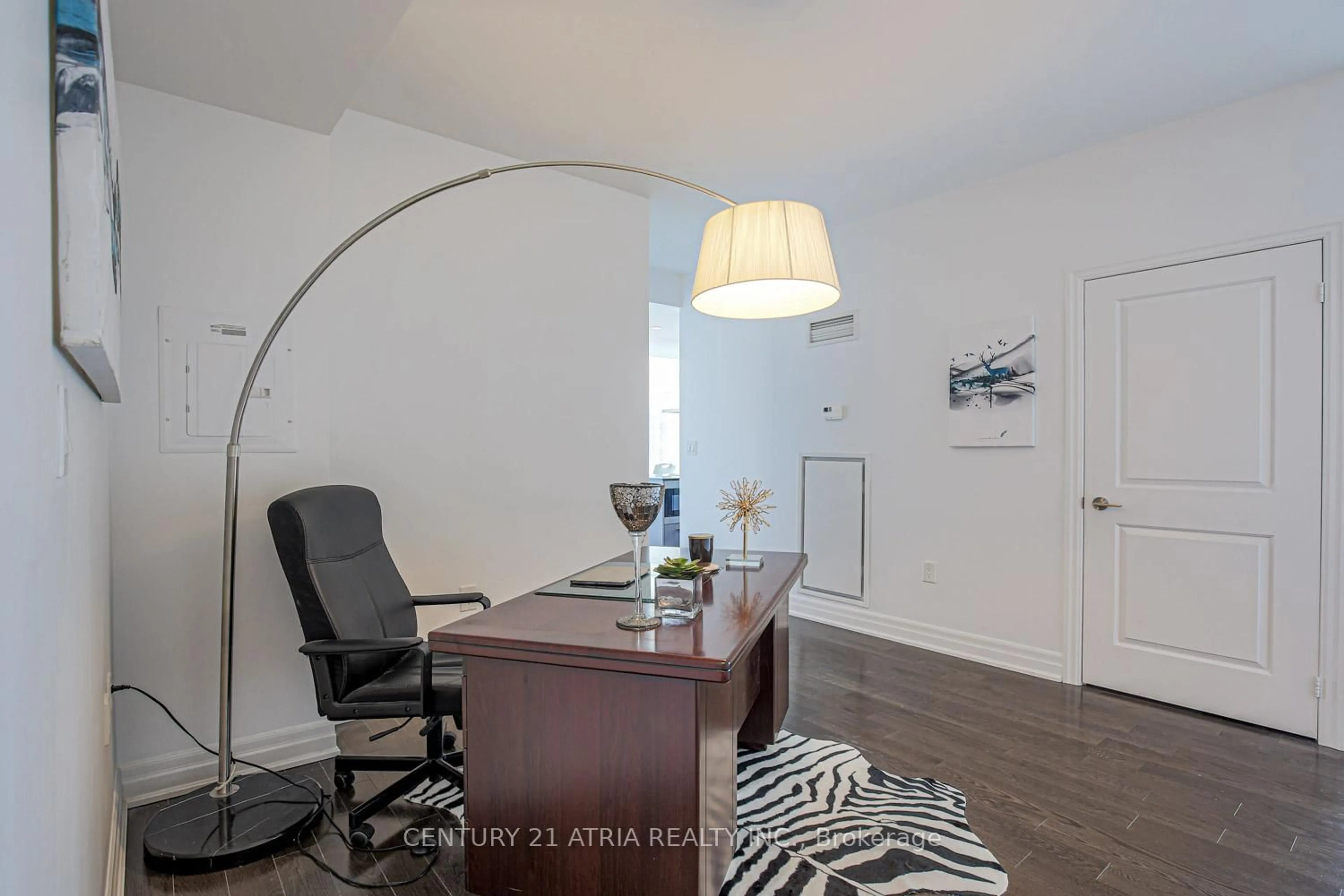 A pic of a room for 8 The Esplanade Ave #2002, Toronto Ontario M5E 0A6