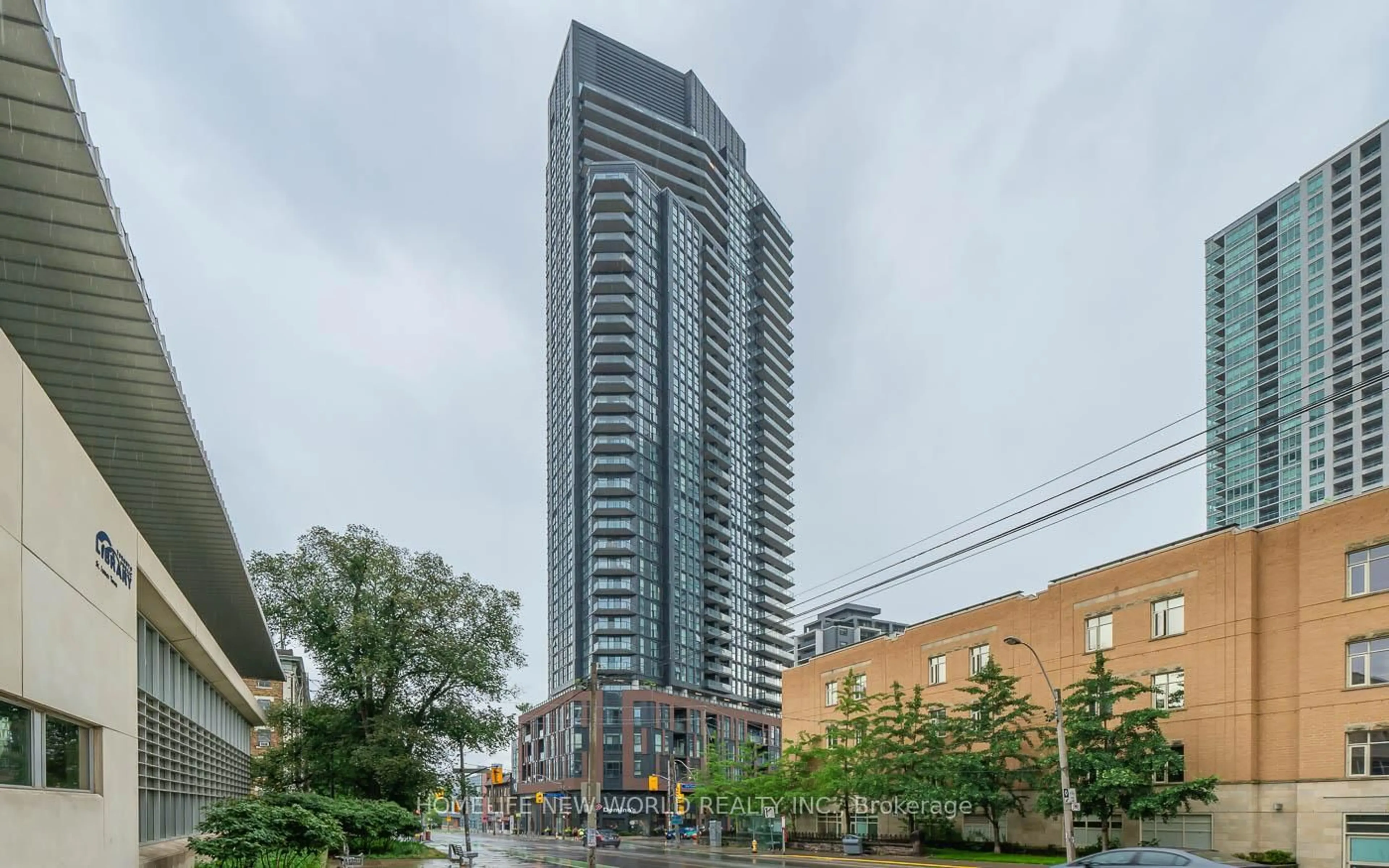 Unknown for 159 Wellesley St #1811, Toronto Ontario M4Y 0H5