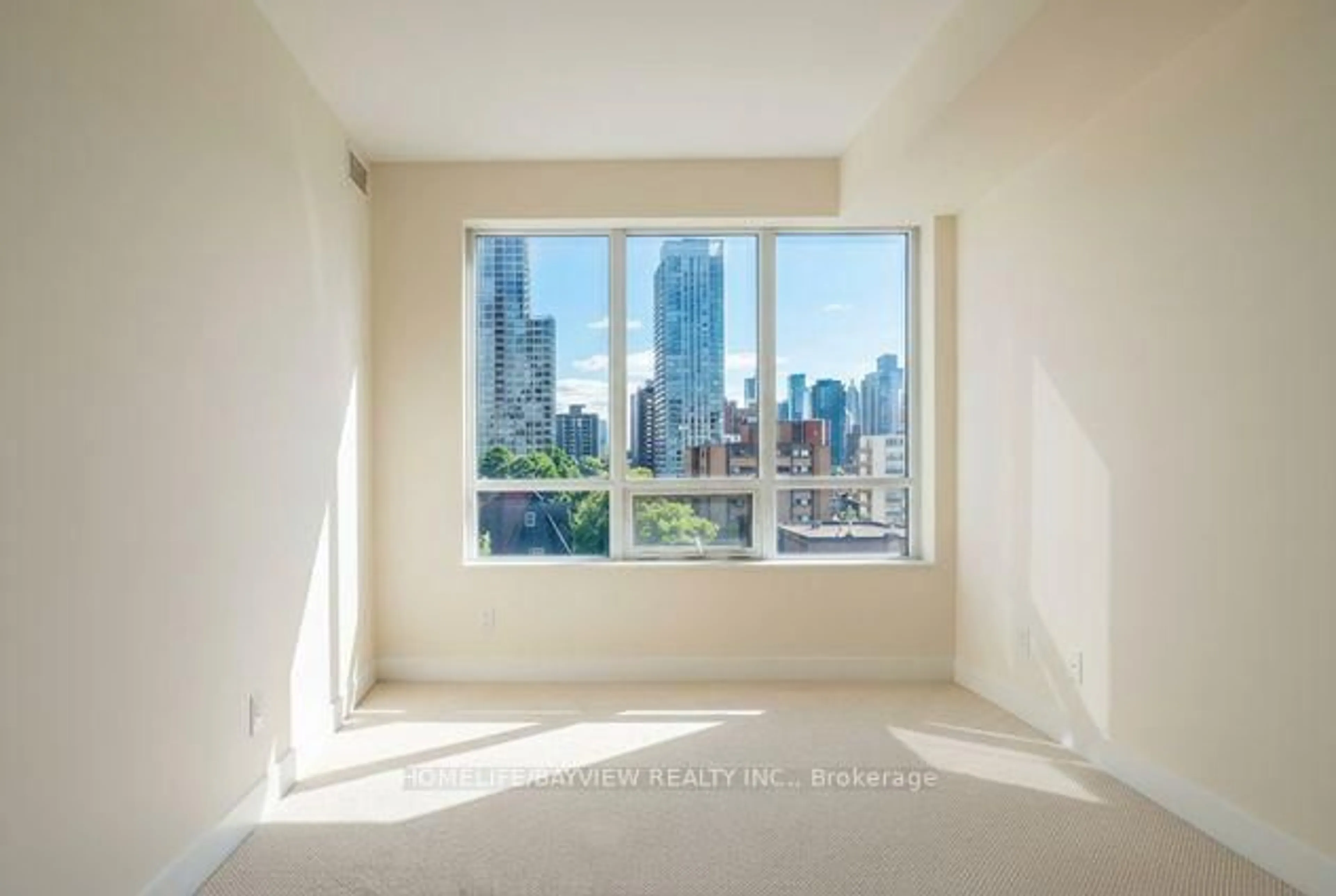 A pic of a room for 28 Linden St #605, Toronto Ontario M4Y 0A4
