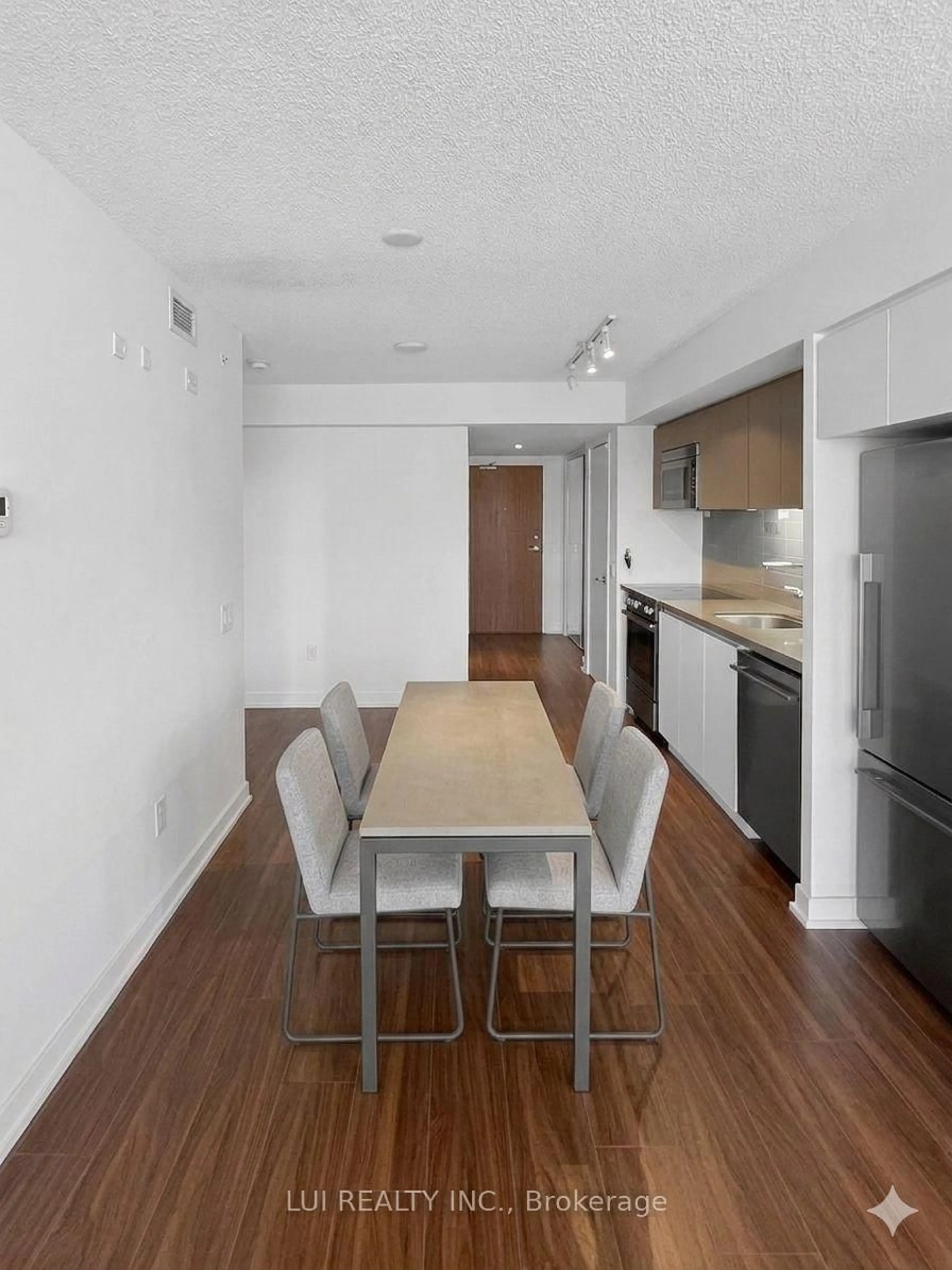 Standard kitchen, wood/laminate floor for 75 queens wharf Rd #903, Toronto Ontario M5V 0J8