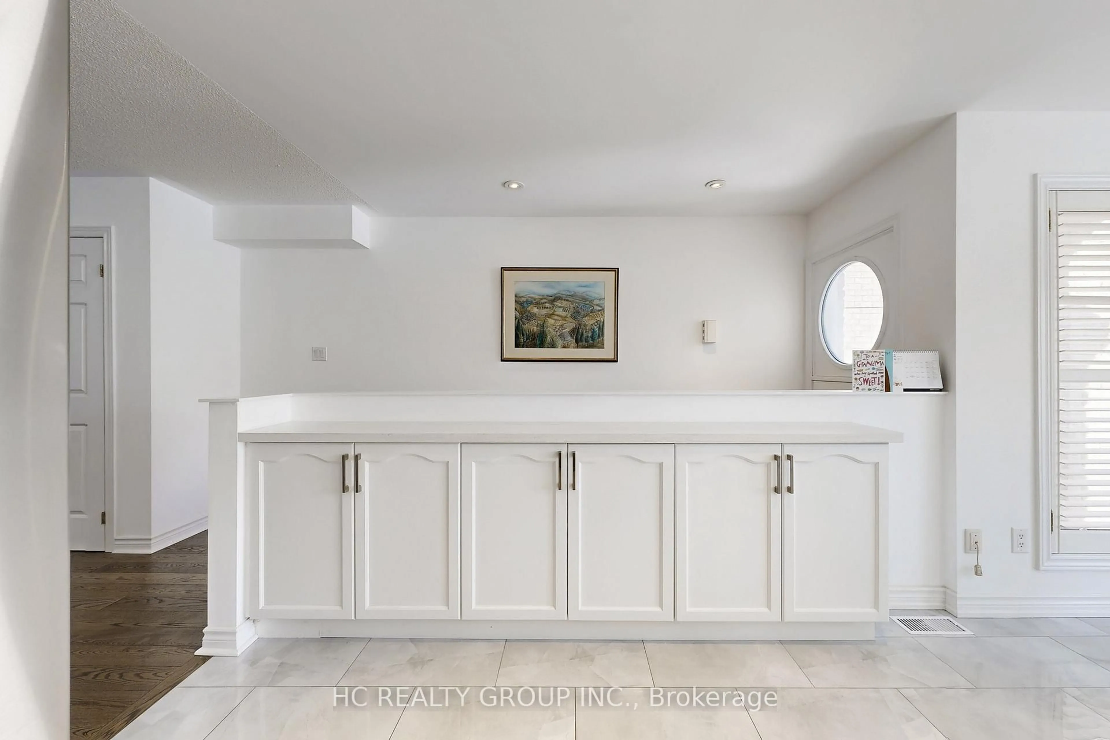 Unknown for 204B Finch Ave, Toronto Ontario M2N 4R9