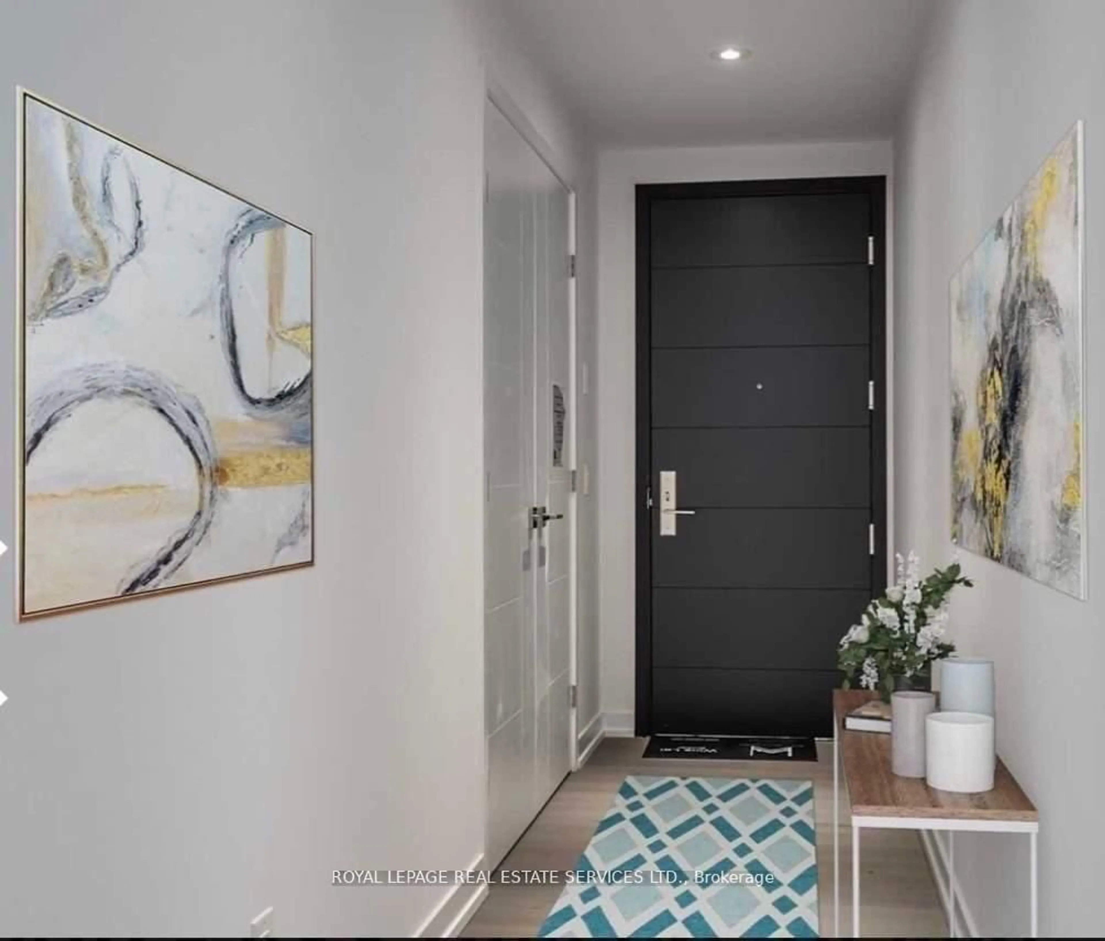 Indoor entryway for 488 University Ave #2910, Toronto Ontario M5G 0C1