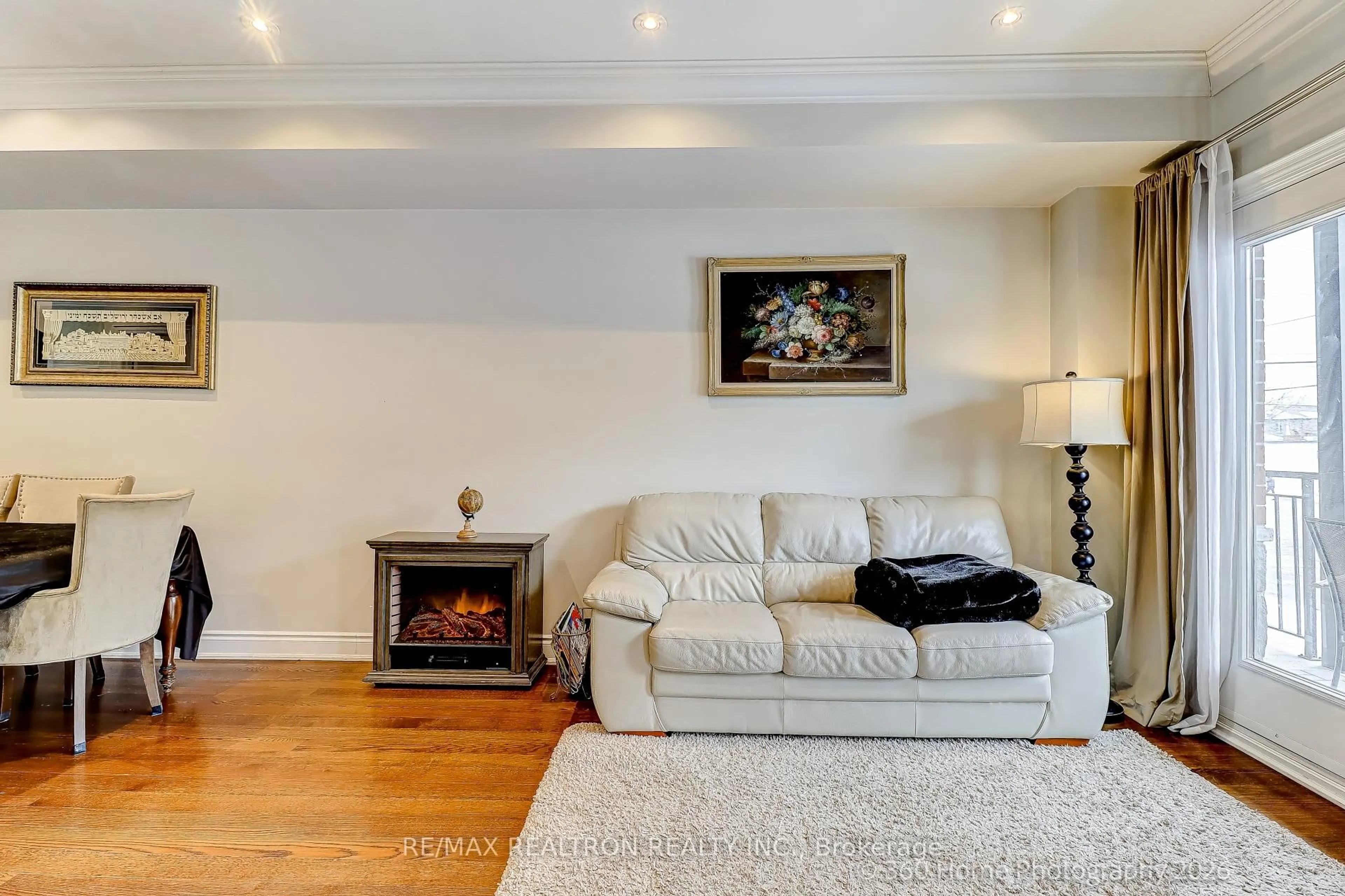 Living room with furniture, unknown for 7 Stadacona Dr, Toronto Ontario M6A 1Y5