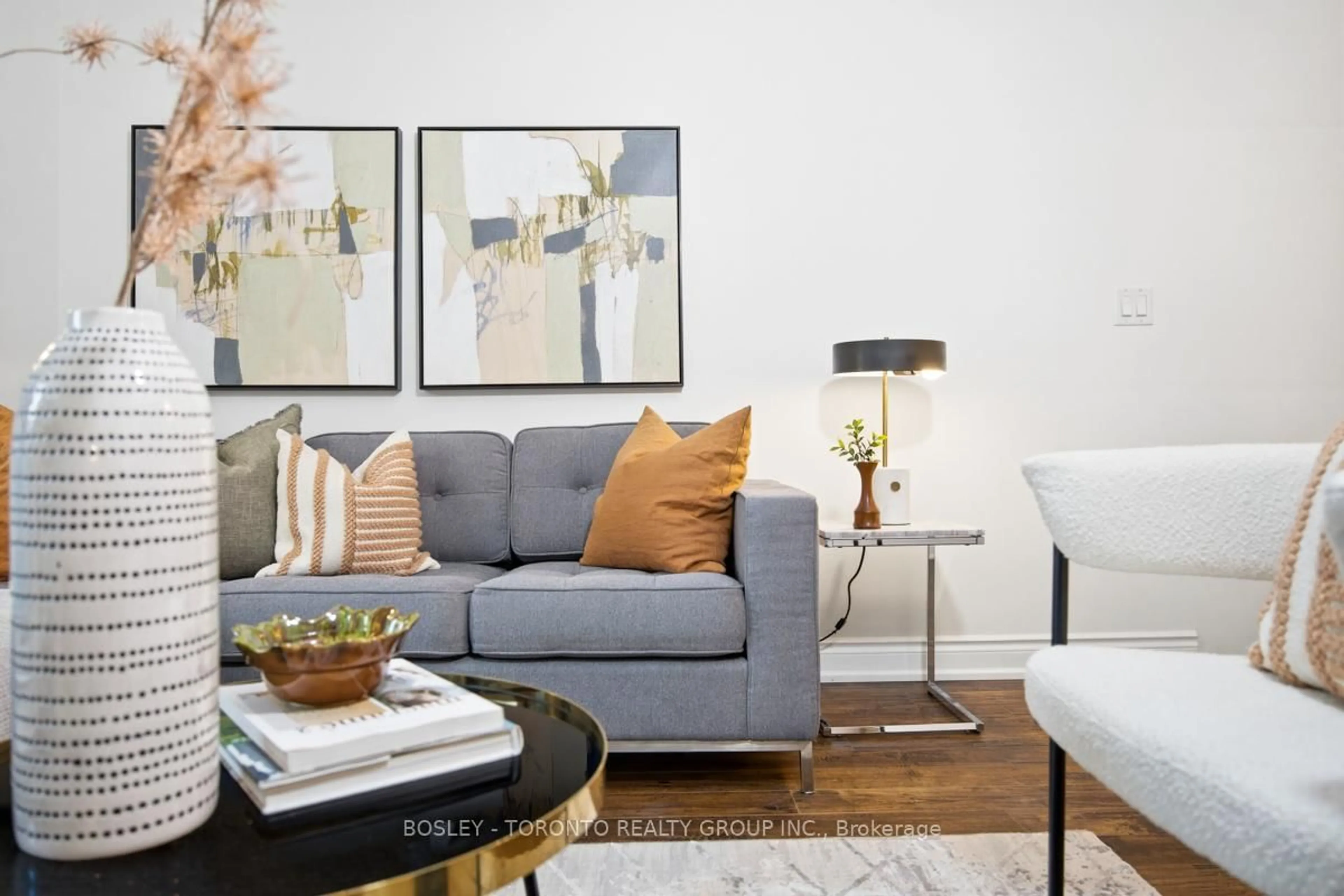 Living room with furniture, unknown for 333 Adelaide St #539, Toronto Ontario M5A 1N2