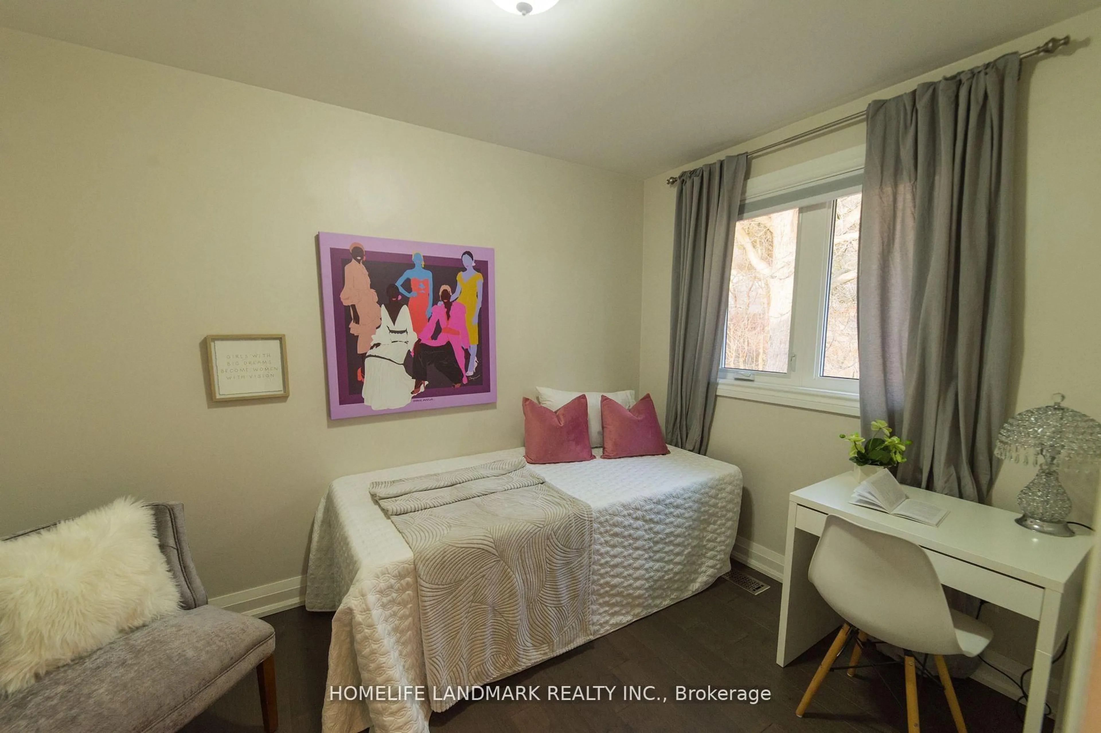 Bedroom with bed, wood/laminate floor for 14 Lehar Cres, Toronto Ontario M2H 1J5