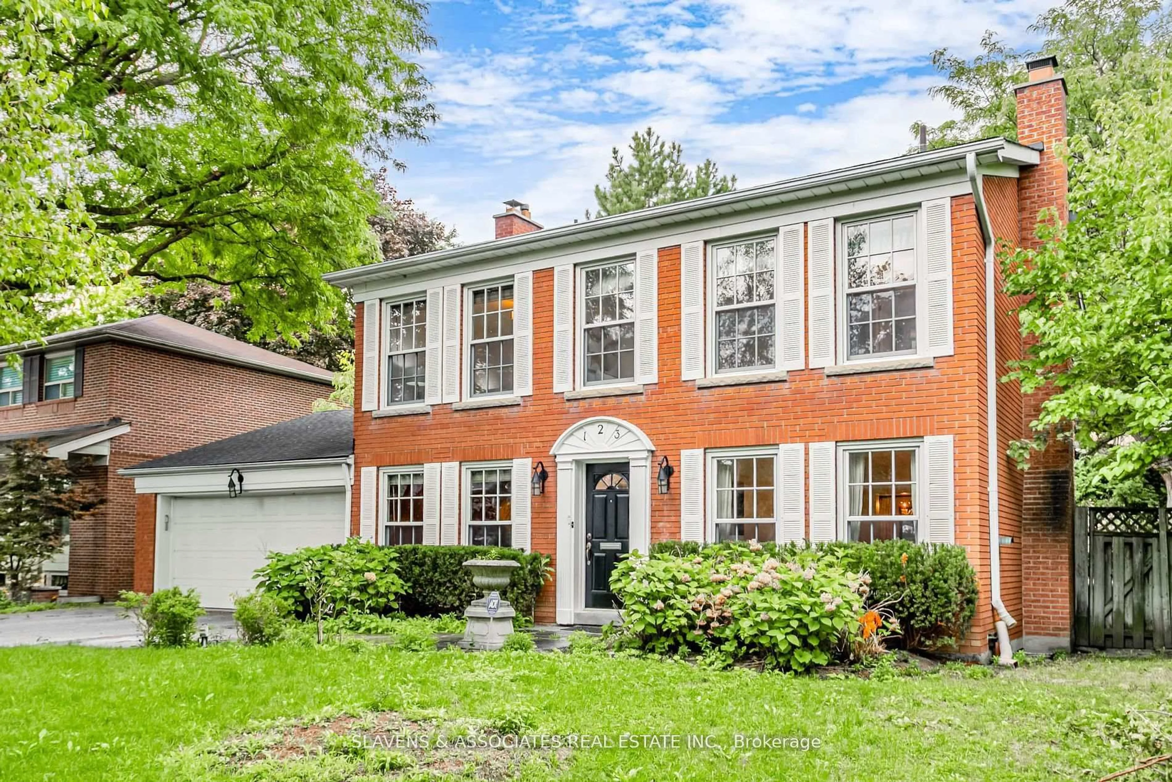 Home with brick exterior material, street for 123 Lord Seaton Rd, Toronto Ontario M2P 1K8