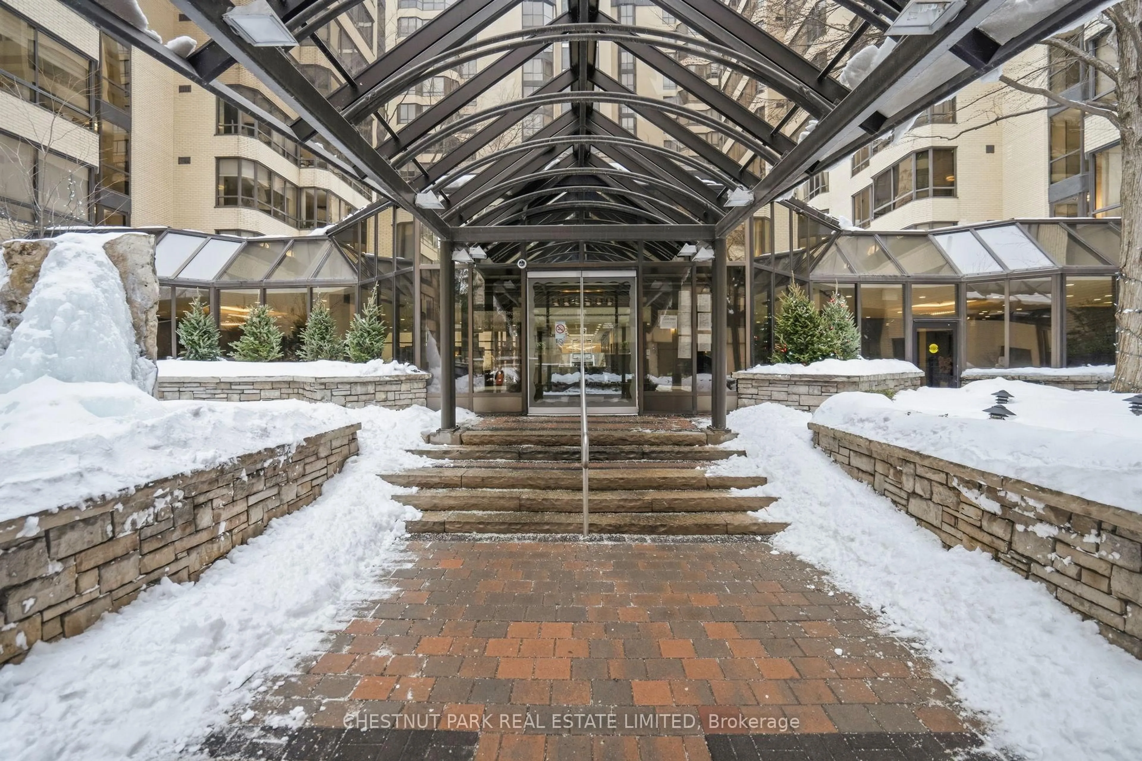 Unknown for 211 St Patrick St #1206, Toronto Ontario M5T 2Y9