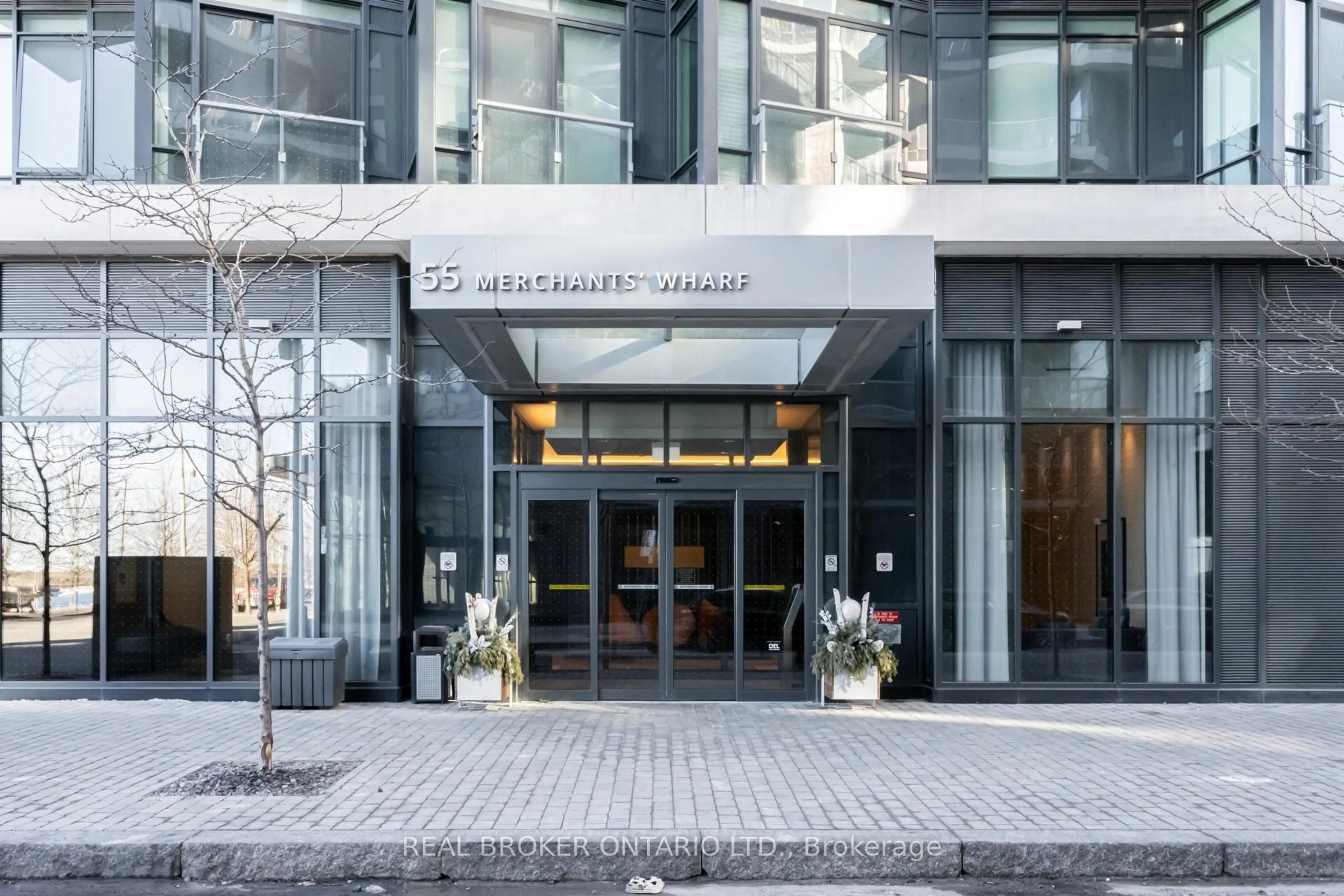 Indoor foyer for 55 Merchants Wharf #620, Toronto Ontario M5A 0P2