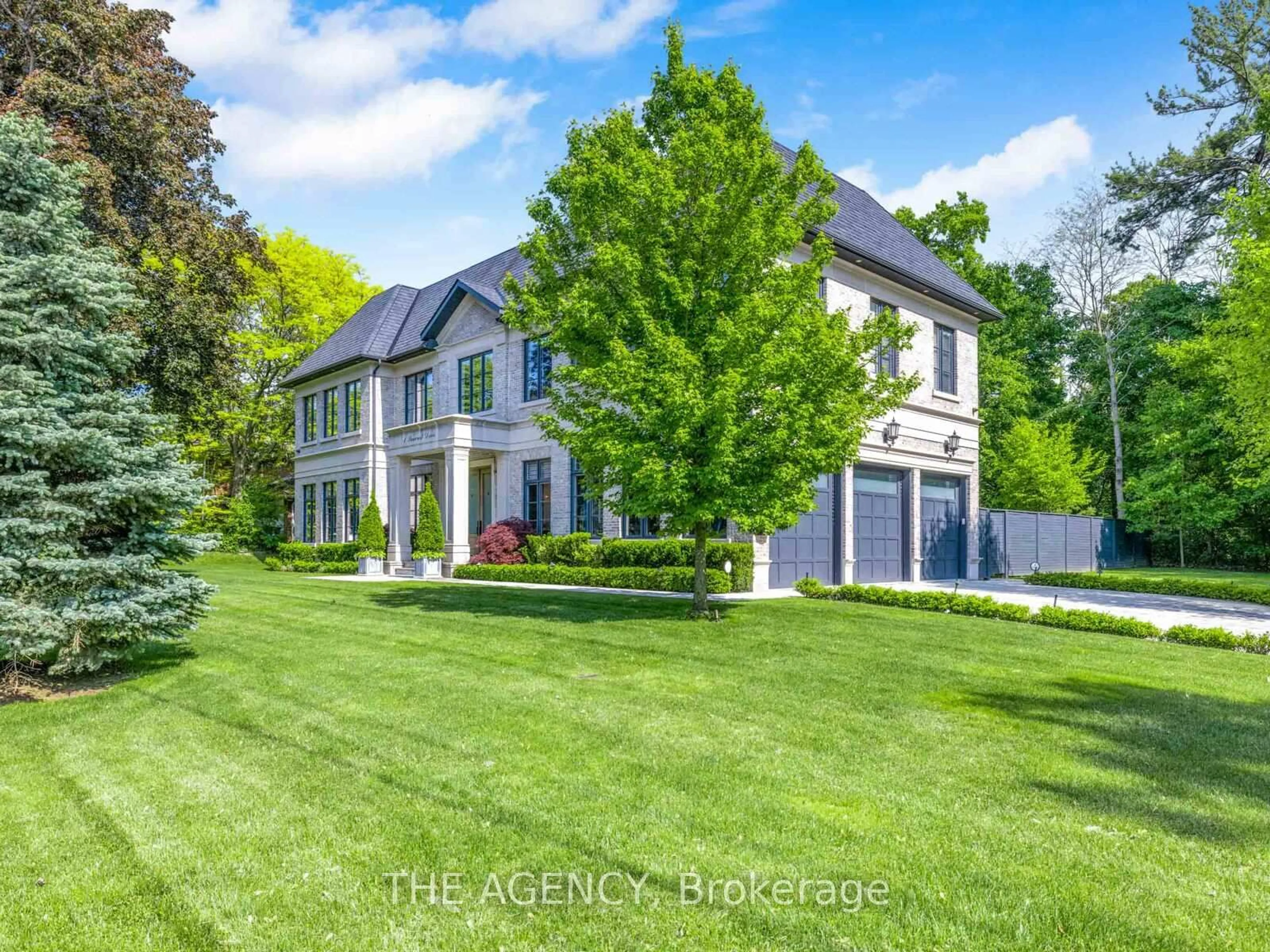 Unknown for 1 Suncrest Dr, Toronto Ontario M3C 2L1