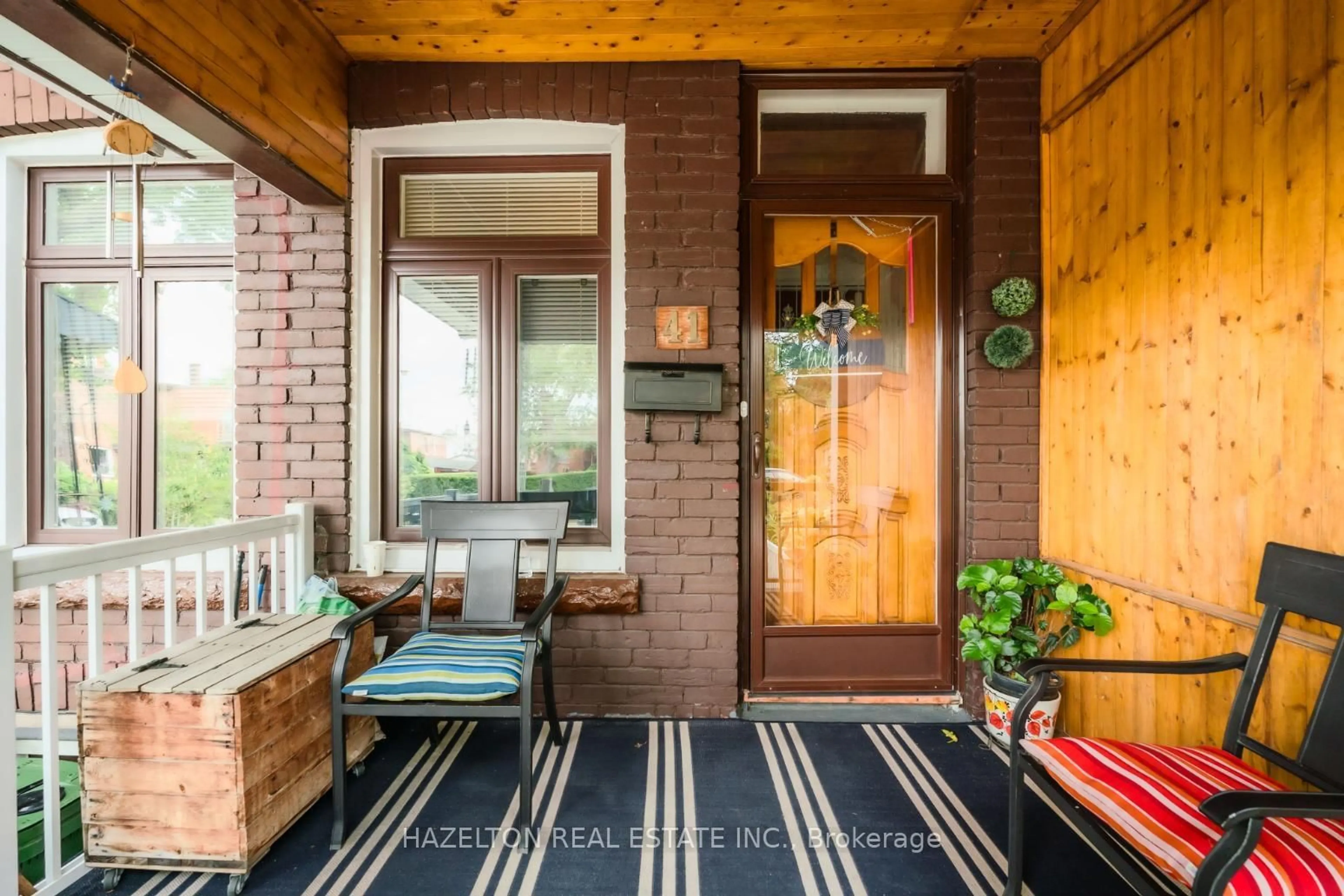 Indoor entryway for 41 Margueretta St, Toronto Ontario M6K 2P6