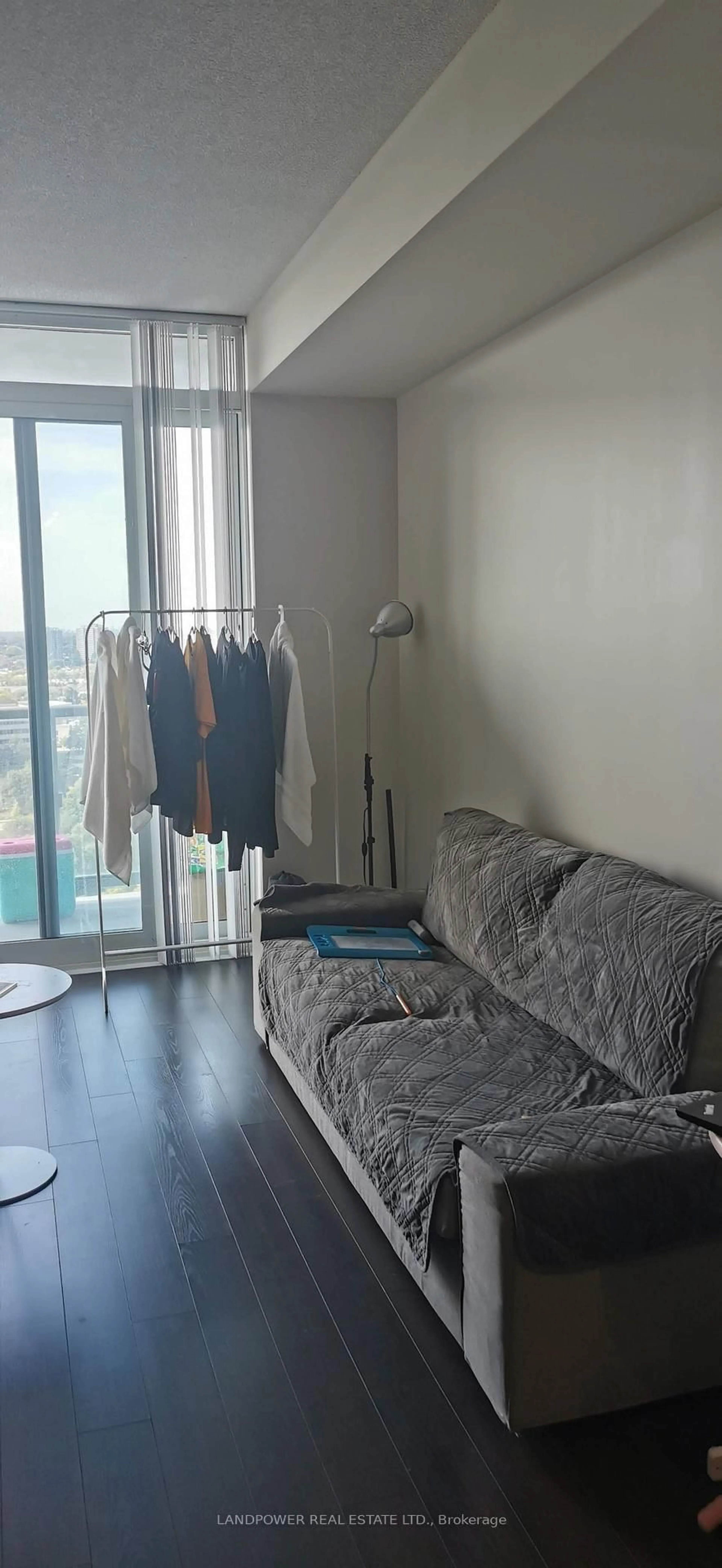 A pic of a room for 18 Graydon Hall Dr #1501, Toronto Ontario M3A 0A4