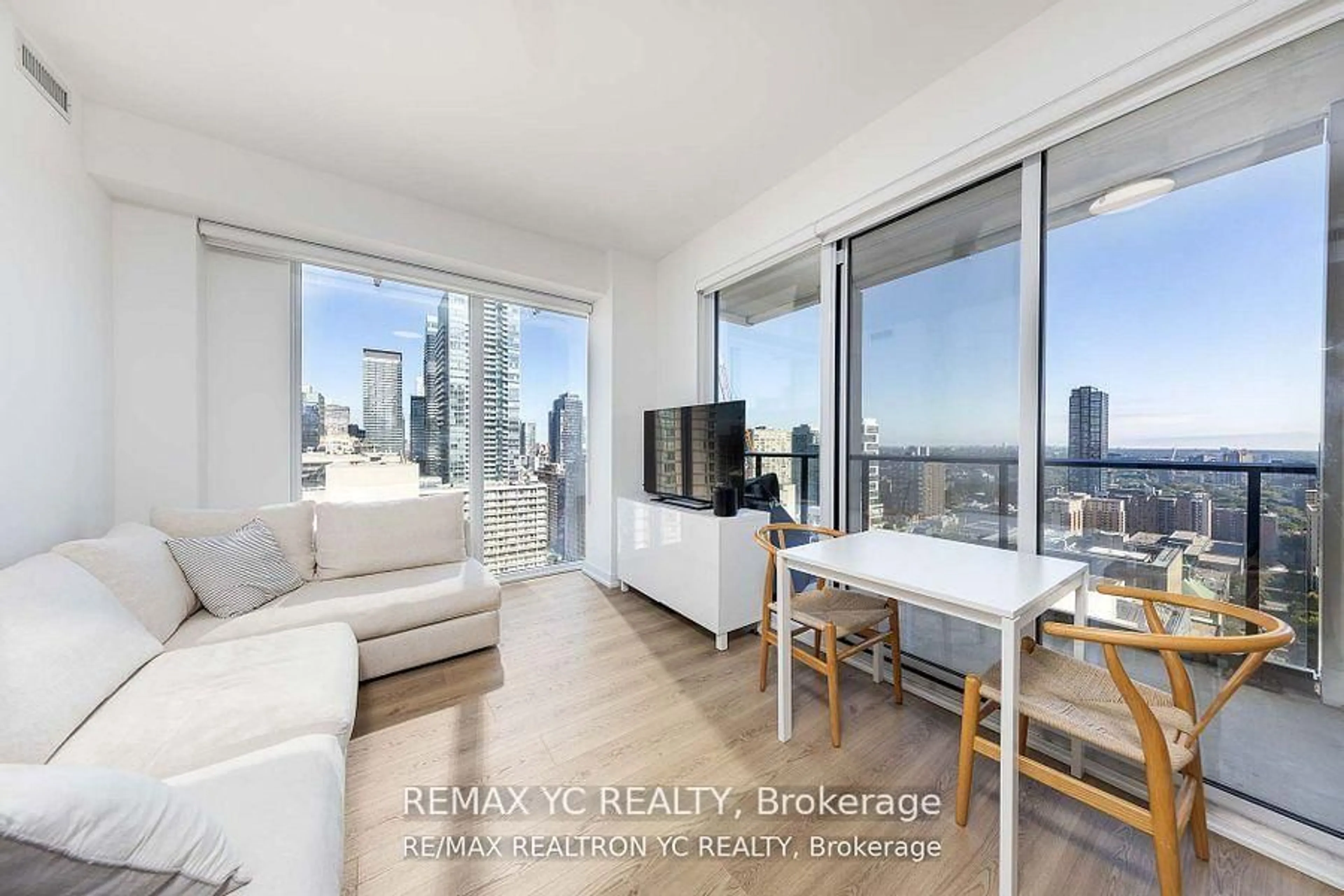 A pic of a room for 20 Edward St #2516, Toronto Ontario M5G 0C5