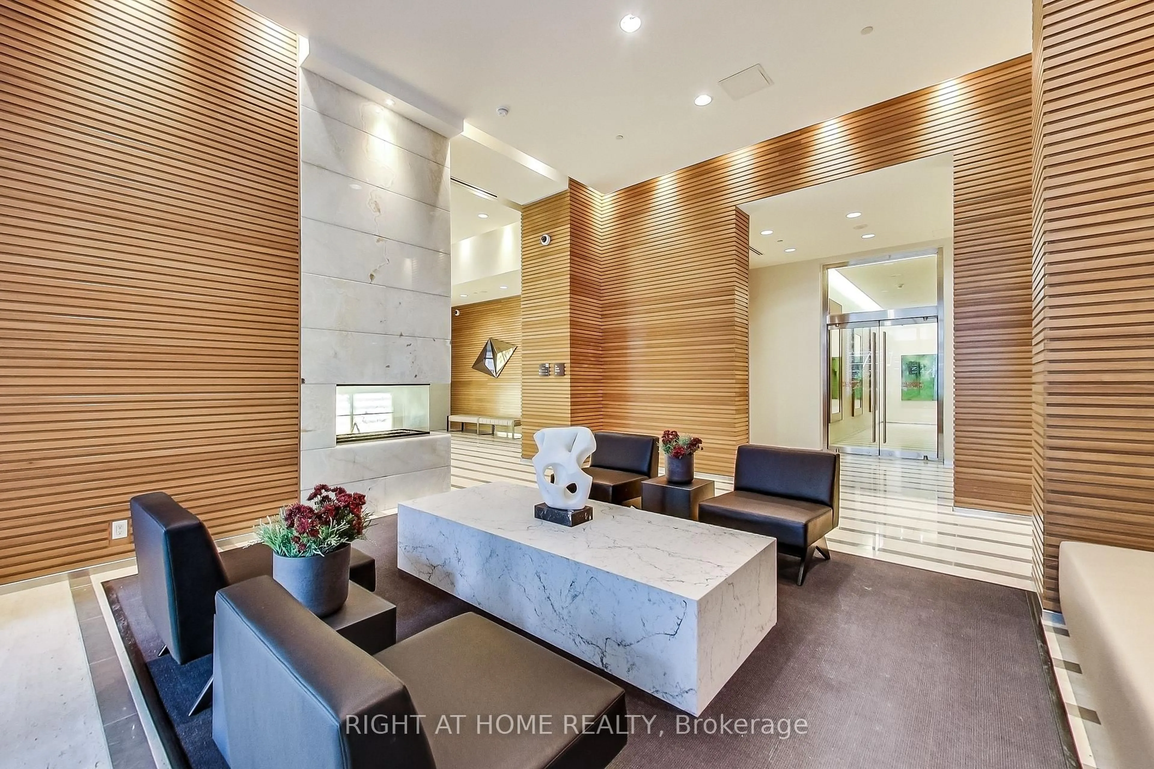 Lobby for 2191 Yonge St #4409, Toronto Ontario M4S 3H8