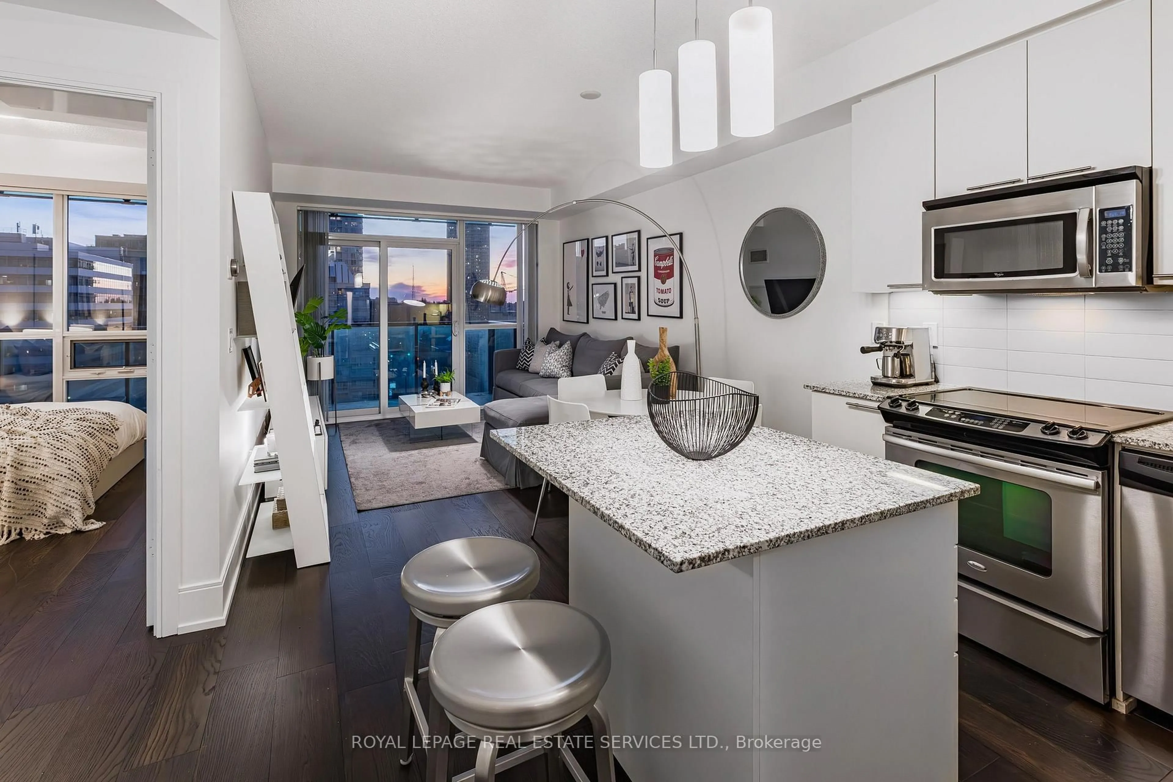 Open concept kitchen, unknown for 25 Broadway Ave #901, Toronto Ontario M4P 1T7