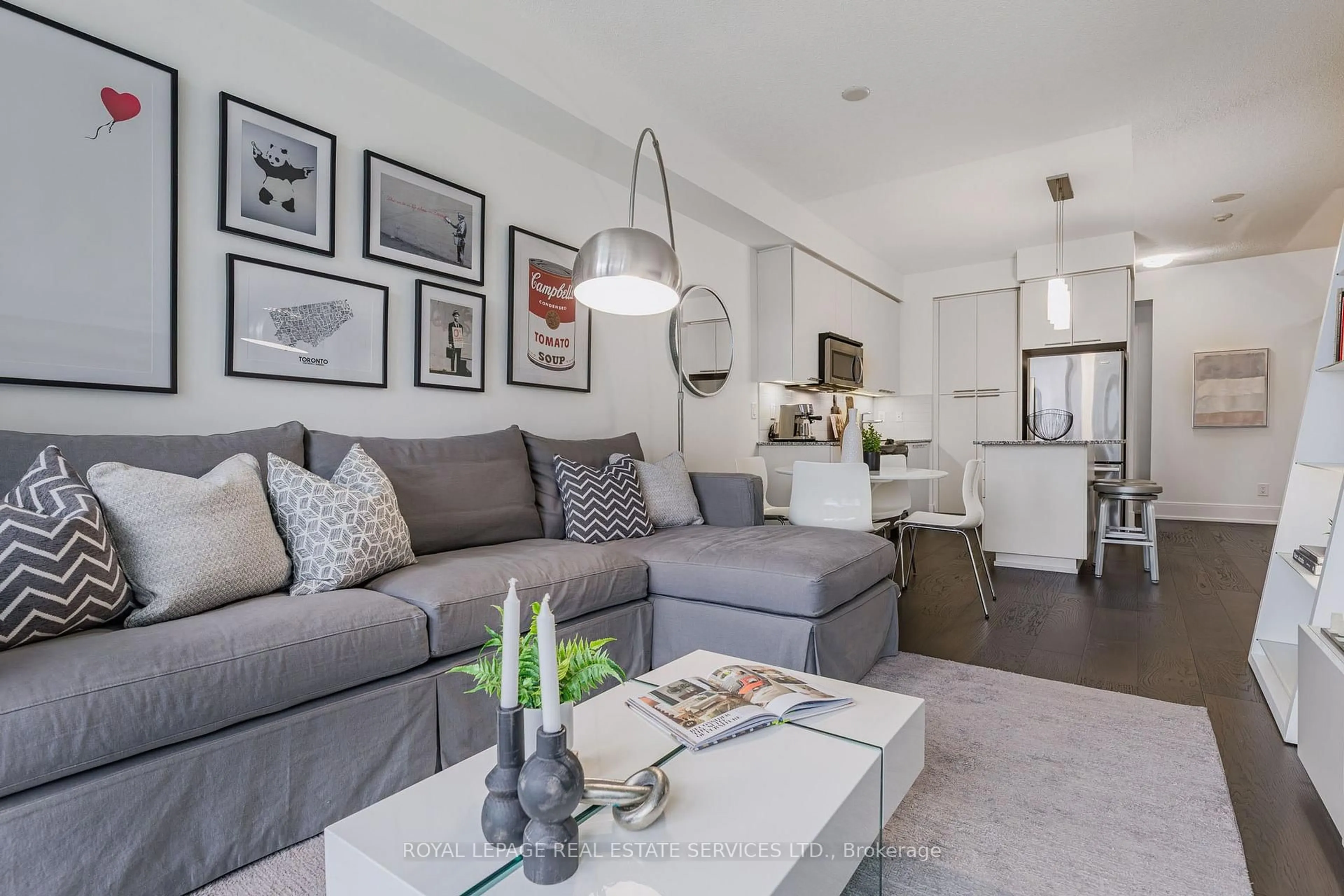 Living room with furniture, unknown for 25 Broadway Ave #901, Toronto Ontario M4P 1T7