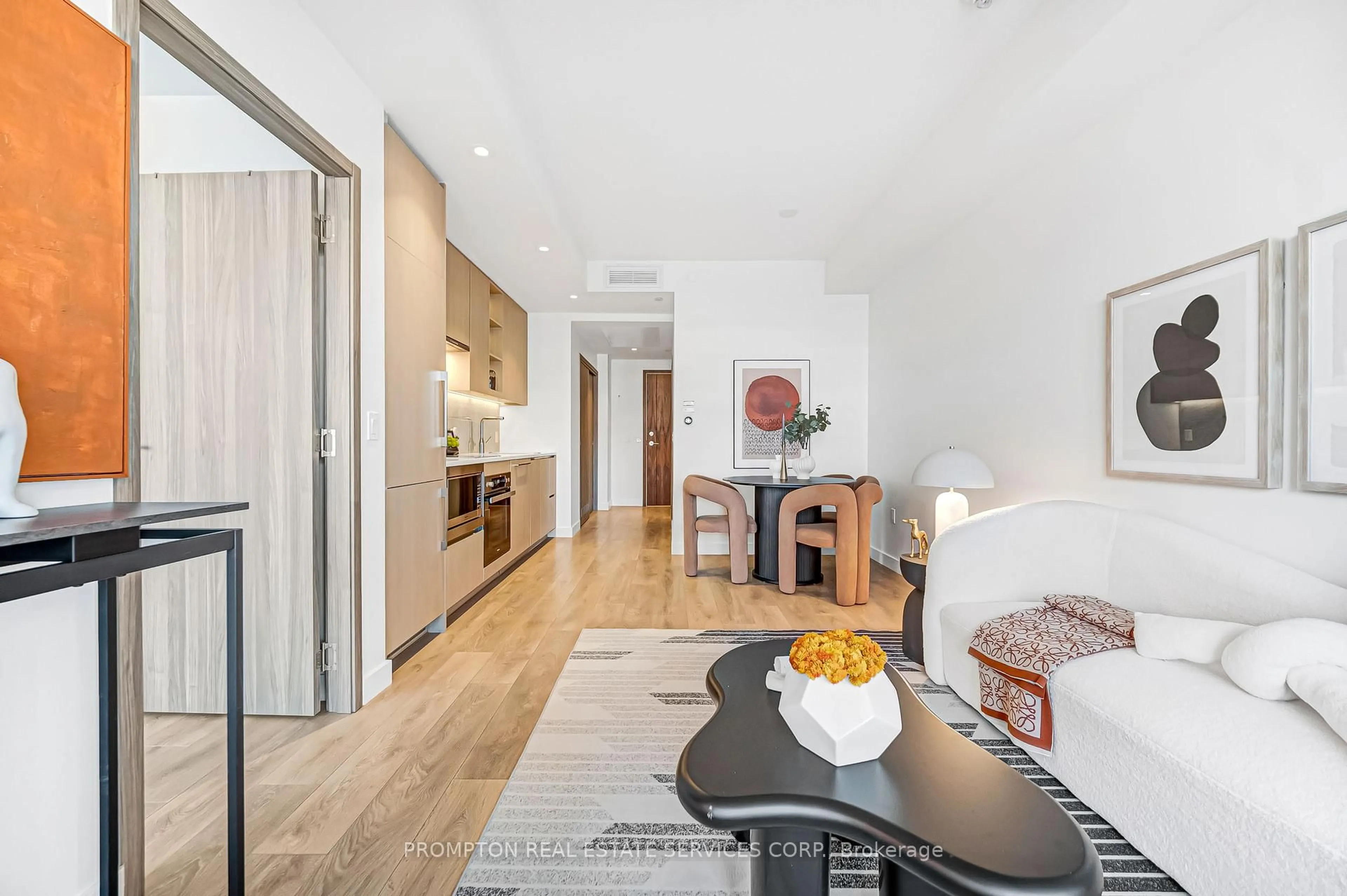 Unknown for 95 Mcmahon Dr #611, Toronto Ontario M2K 0H1