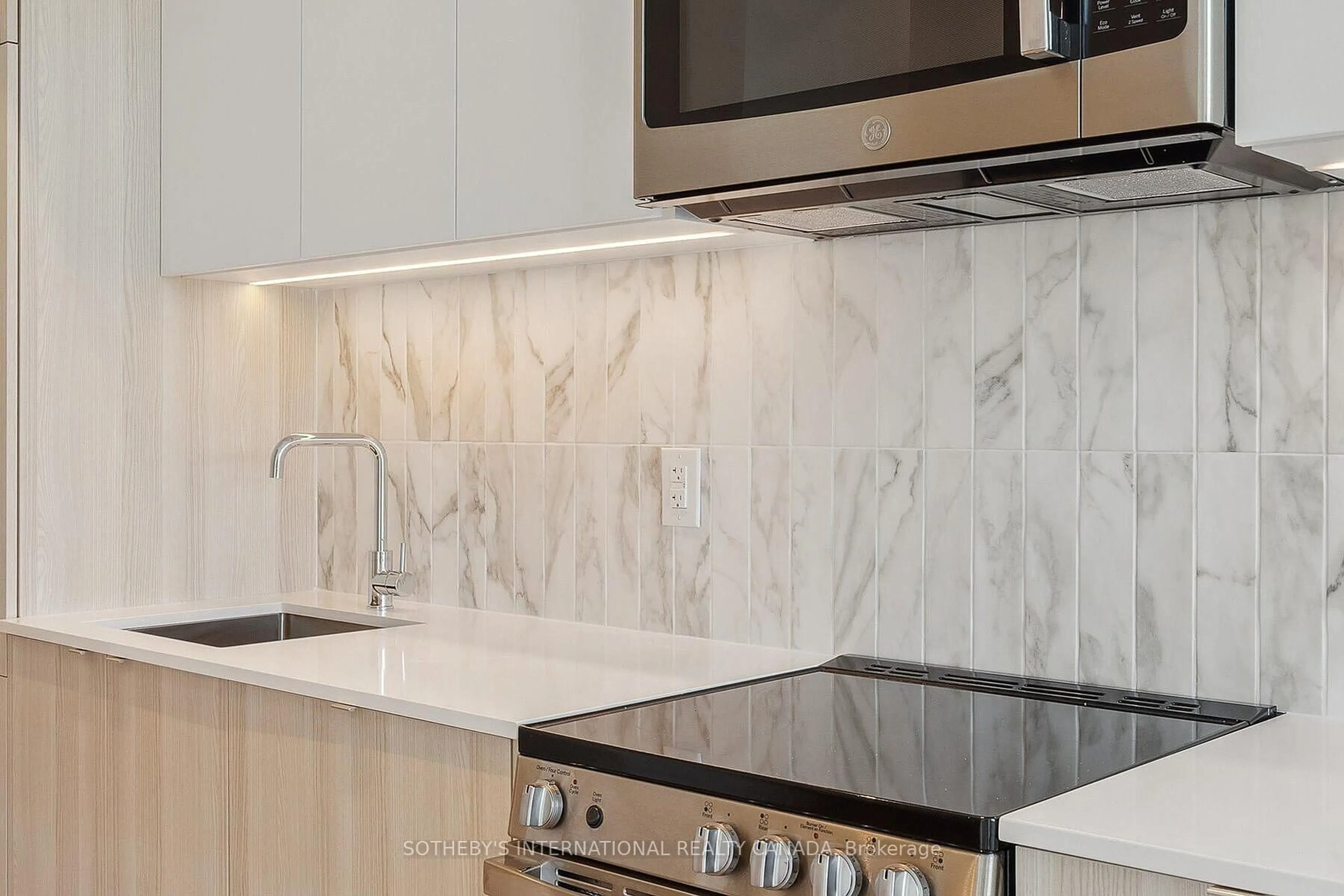 Contemporary kitchen, ceramic/tile floor for 500 Dupont St #310, Toronto Ontario M6G 1Y7