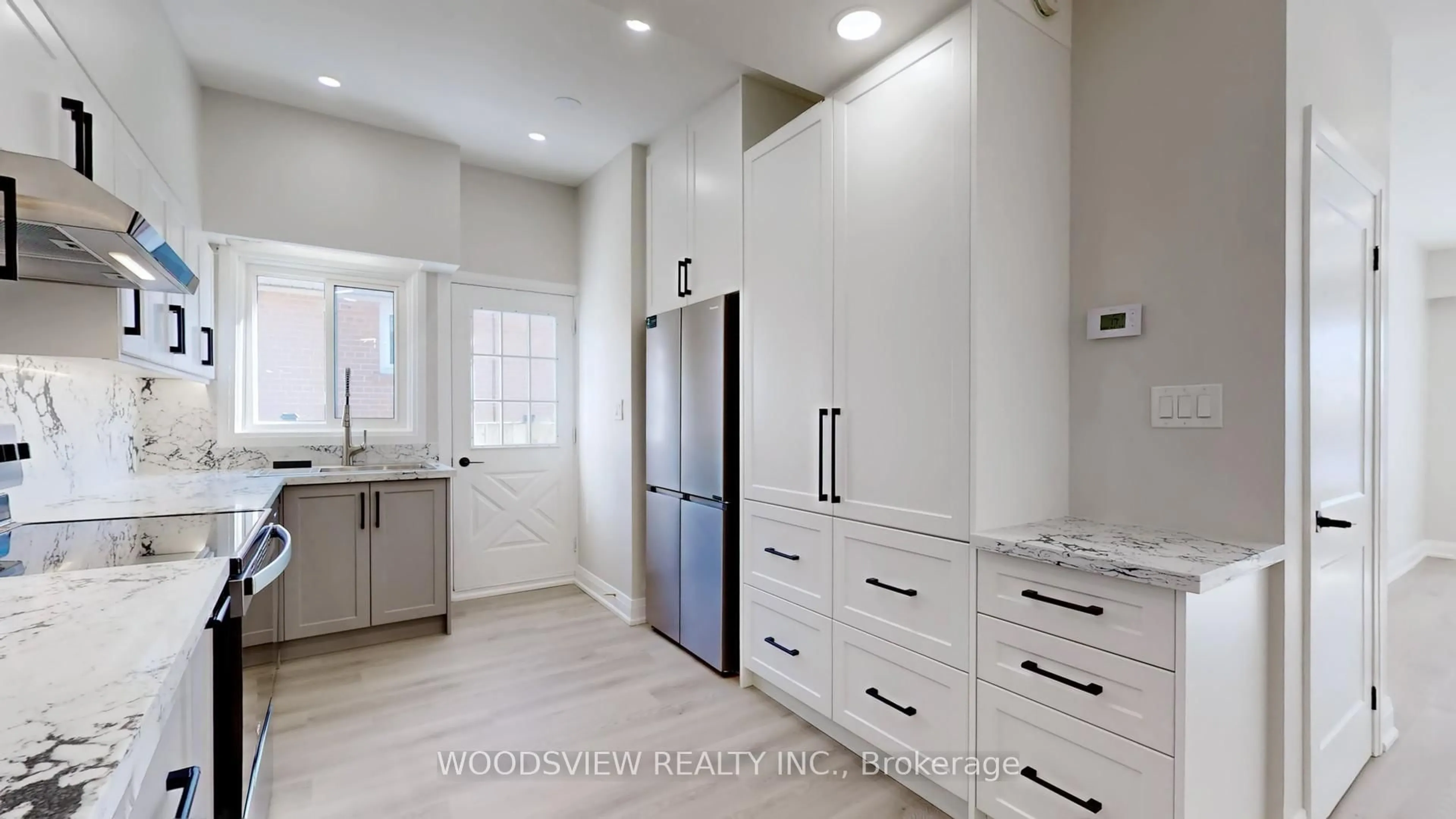 Contemporary kitchen, ceramic/tile floor for 56 Niantic Cres, Toronto Ontario M3A 2H7