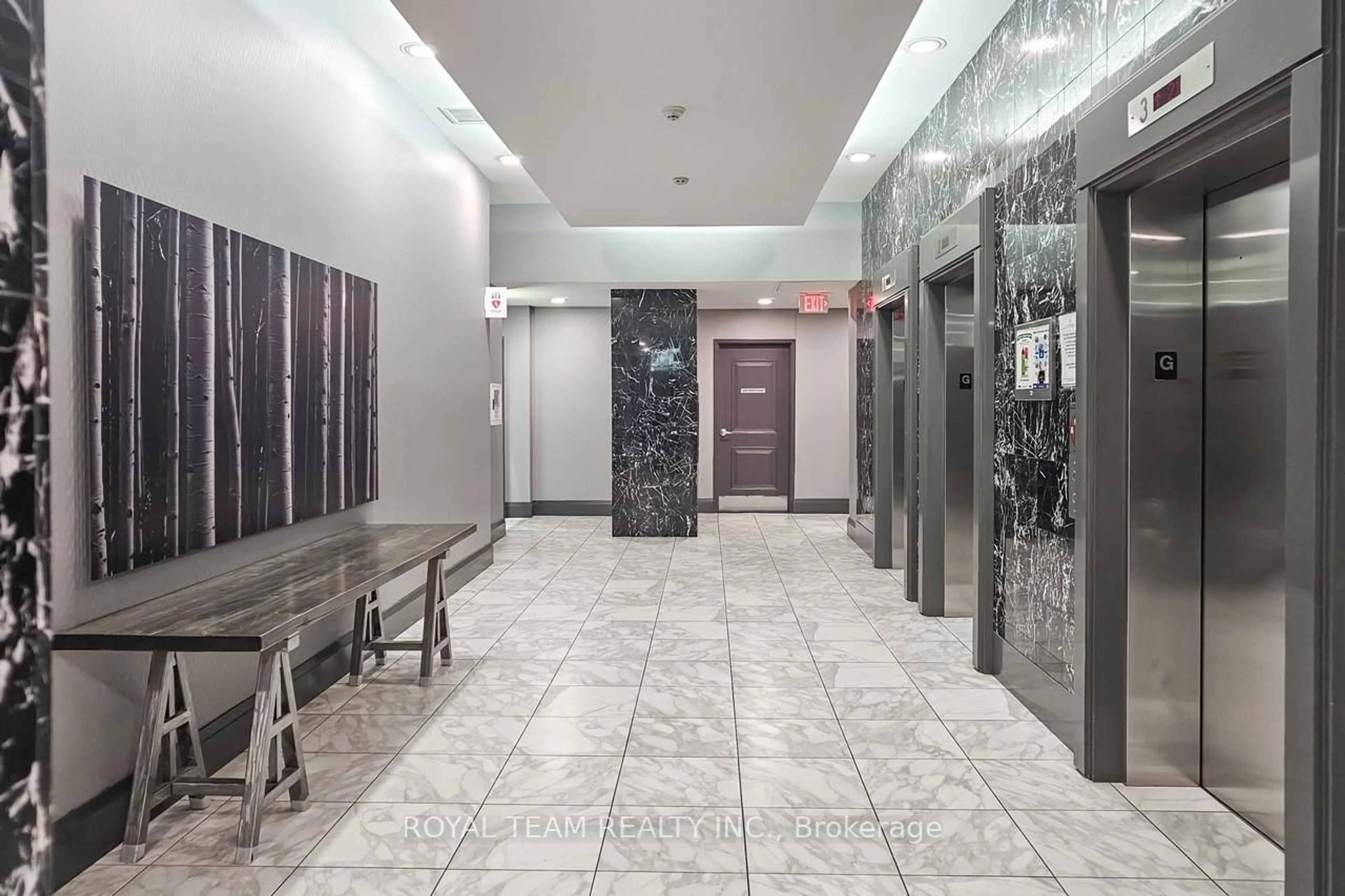 Unknown for 125 Western Battery Rd Rd #1905, Toronto Ontario M6K 3R8